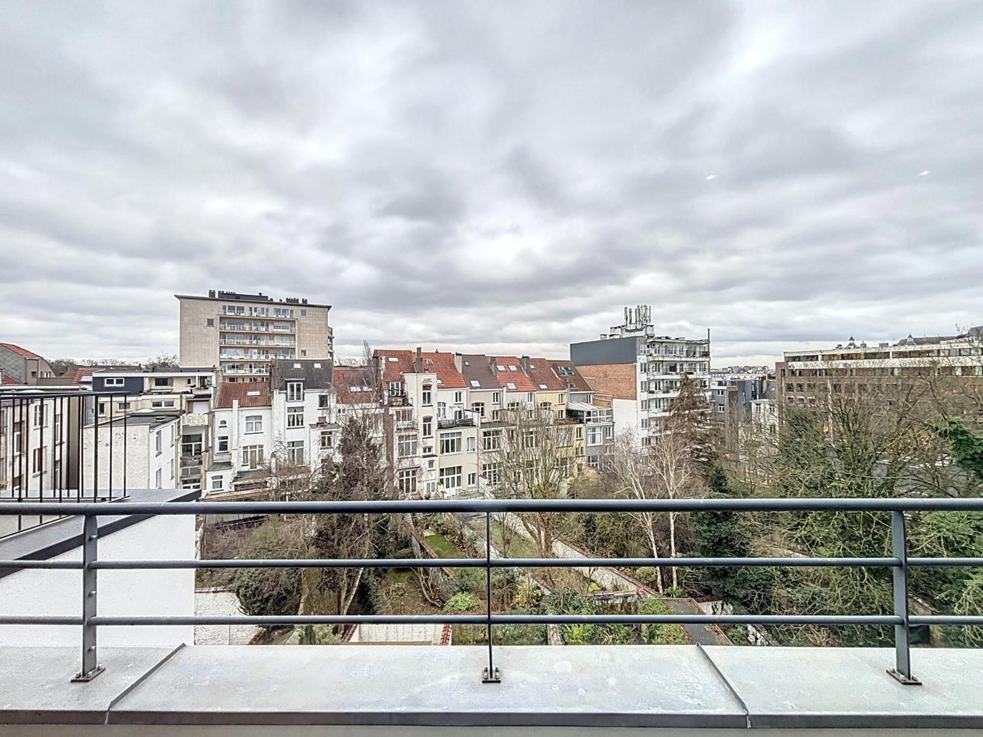 Penthouse Cinquantenaire Apartment *
