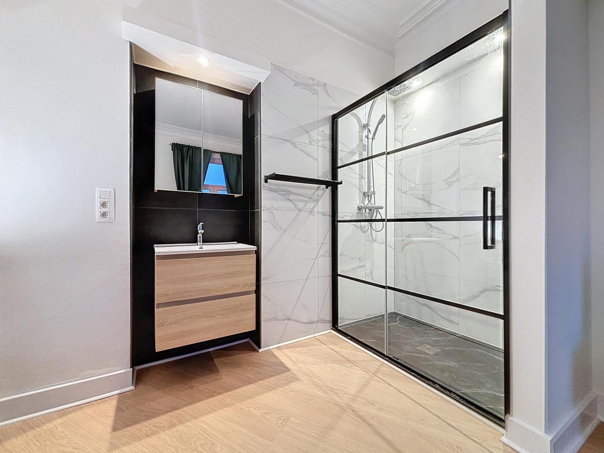 Cosy Moliere 2 Apartment