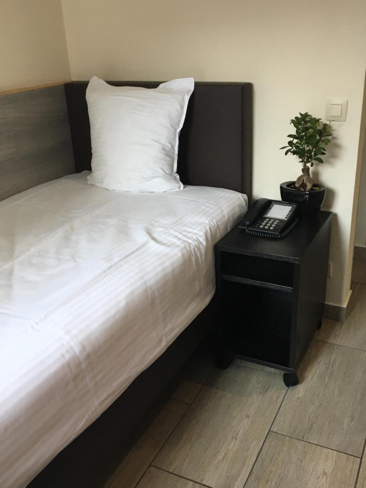 Hotel Slina Brussels Sint-Jans-Molenbeek
