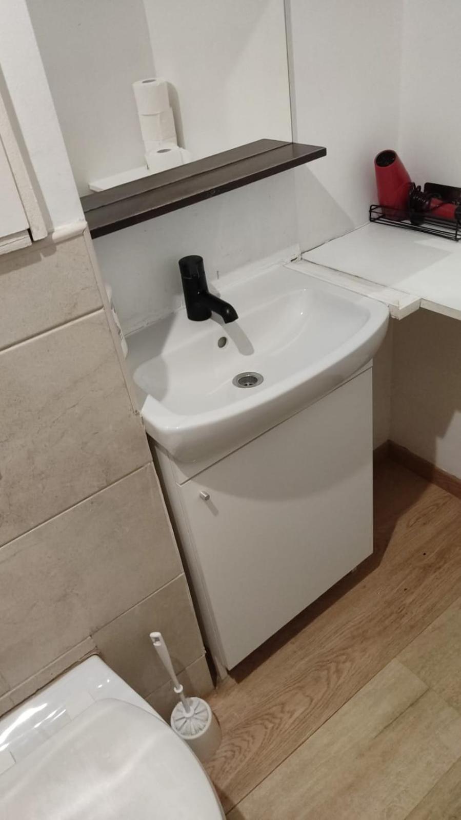 Duplex Sleeps 4 Apartment Brussels