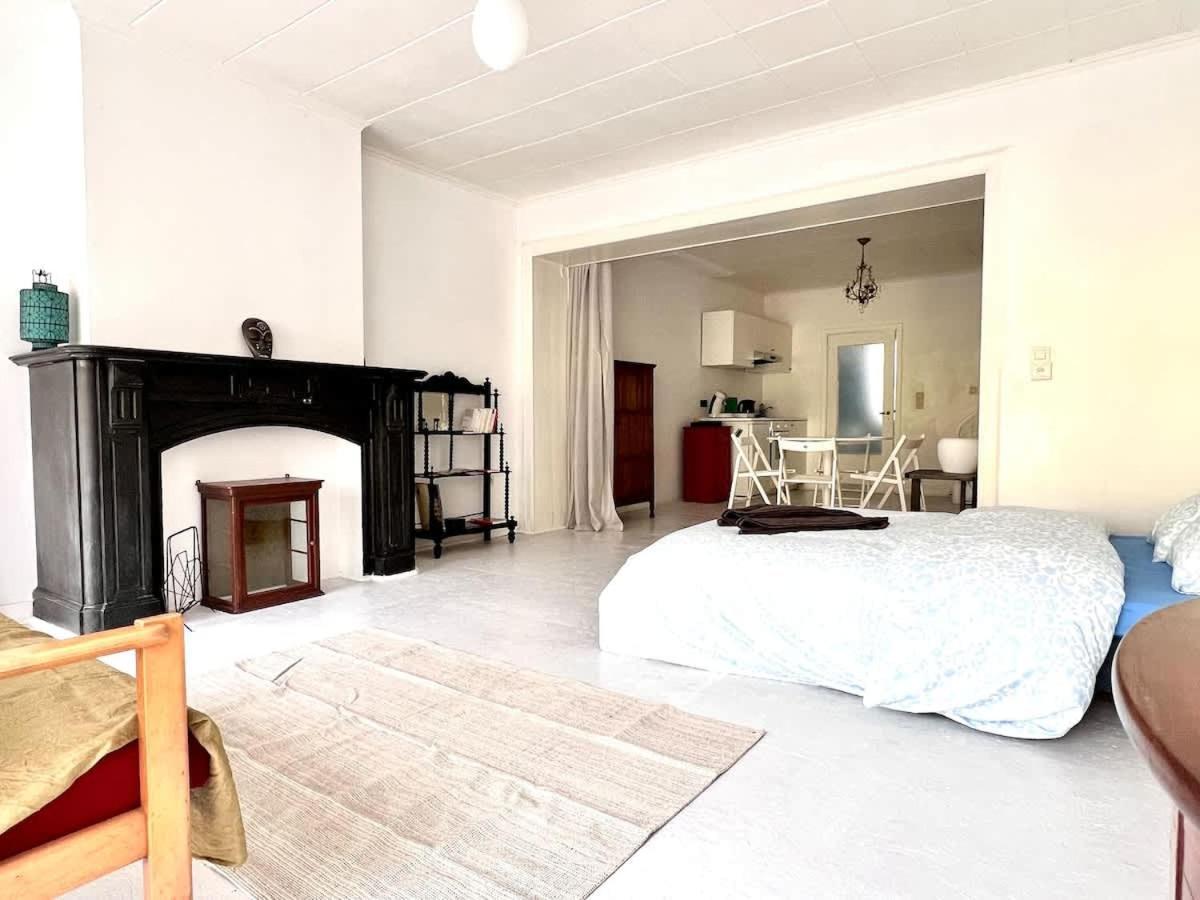 800 M From Grand Place Brussels