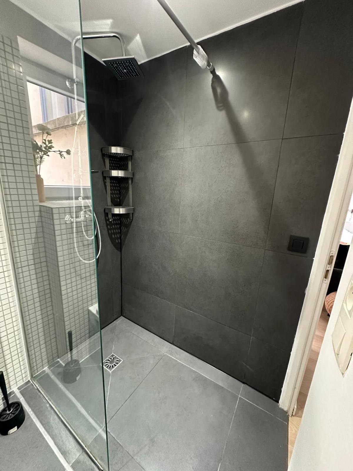 Ixelles - Cozy In Middle Of European District Brussels