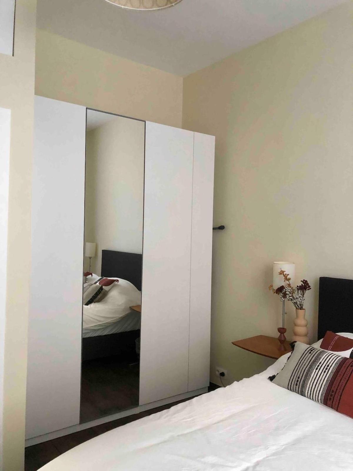 Apartment Cosy 1 Bedroom In Eu District Brussels