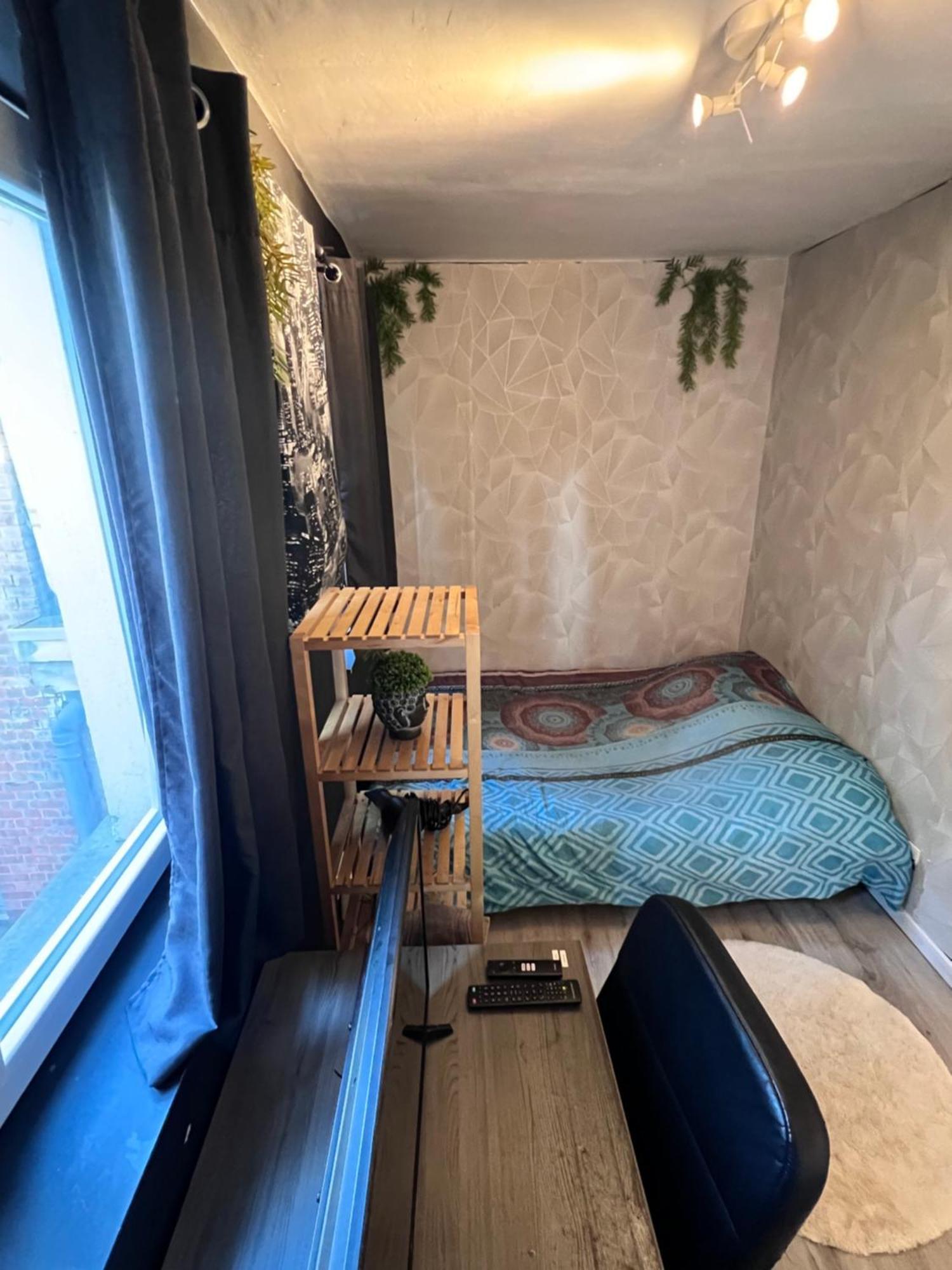 Chambre Et Etage Prives Dans Un Duplex Moderne Homestay *