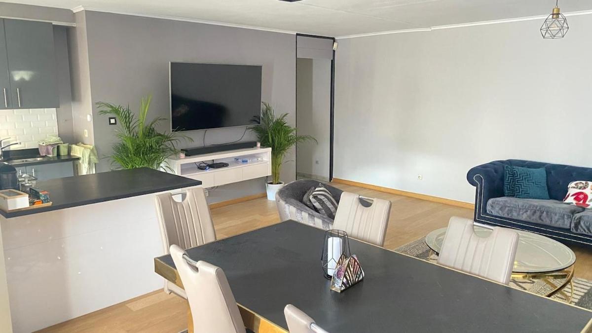 Strelitzyahouse Apartment Brussels