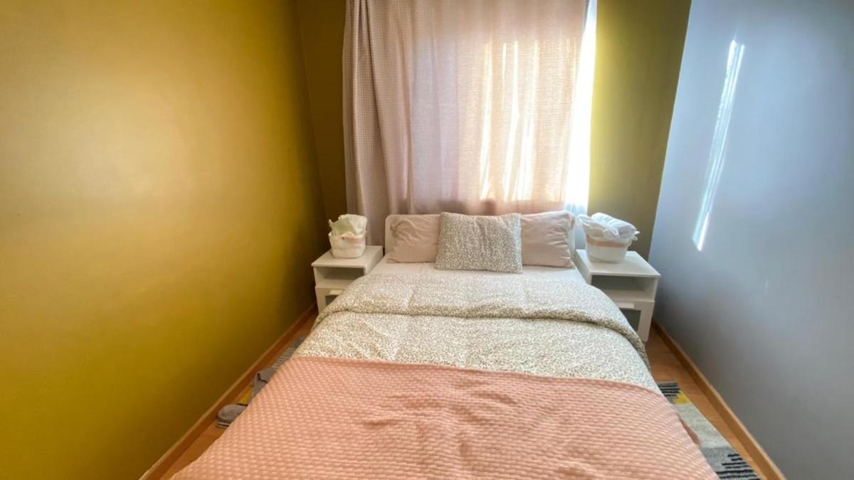 Strelitzyahouse * Brussels