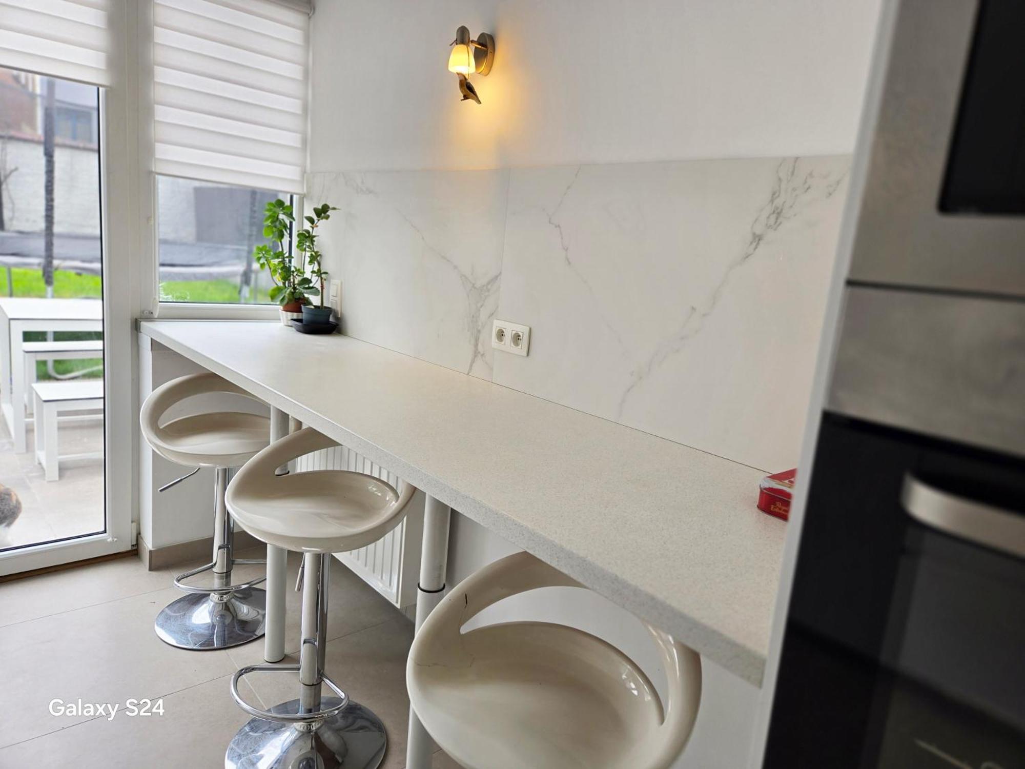 Cosy 2 Bedroom With Garden Apartment
