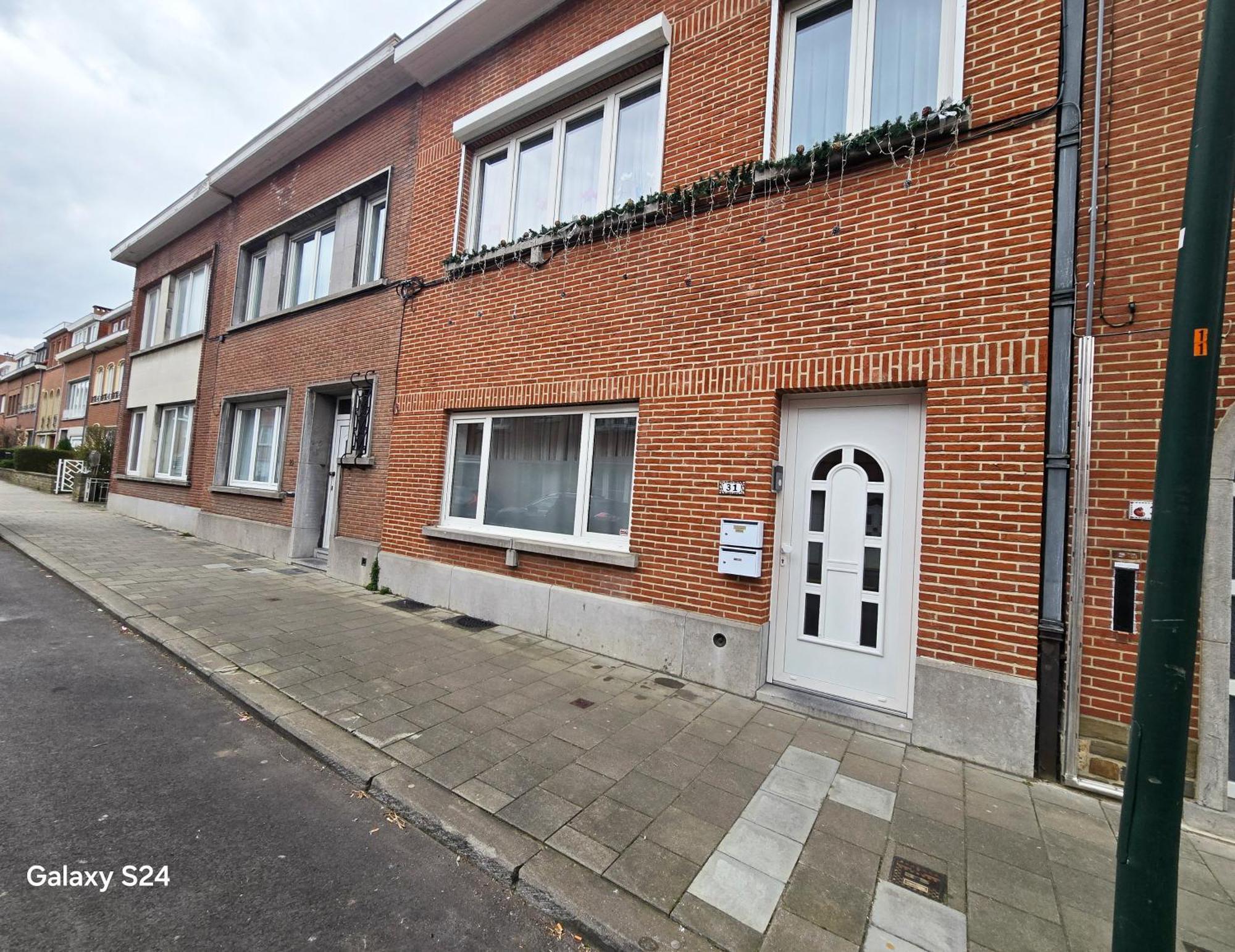 Cosy 2 Bedroom With Garden *
