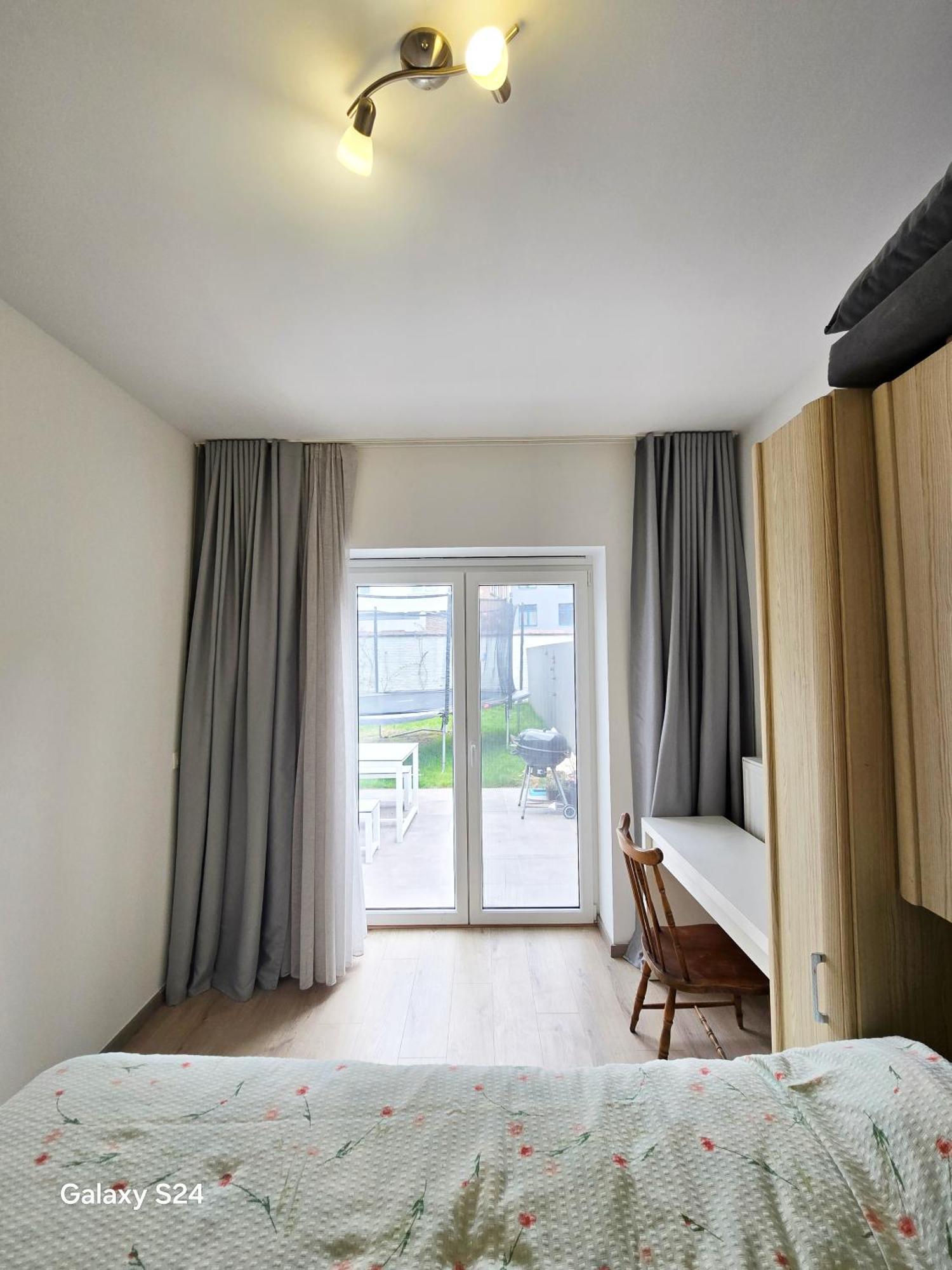 Apartment Cosy 2 Bedroom With Garden *
