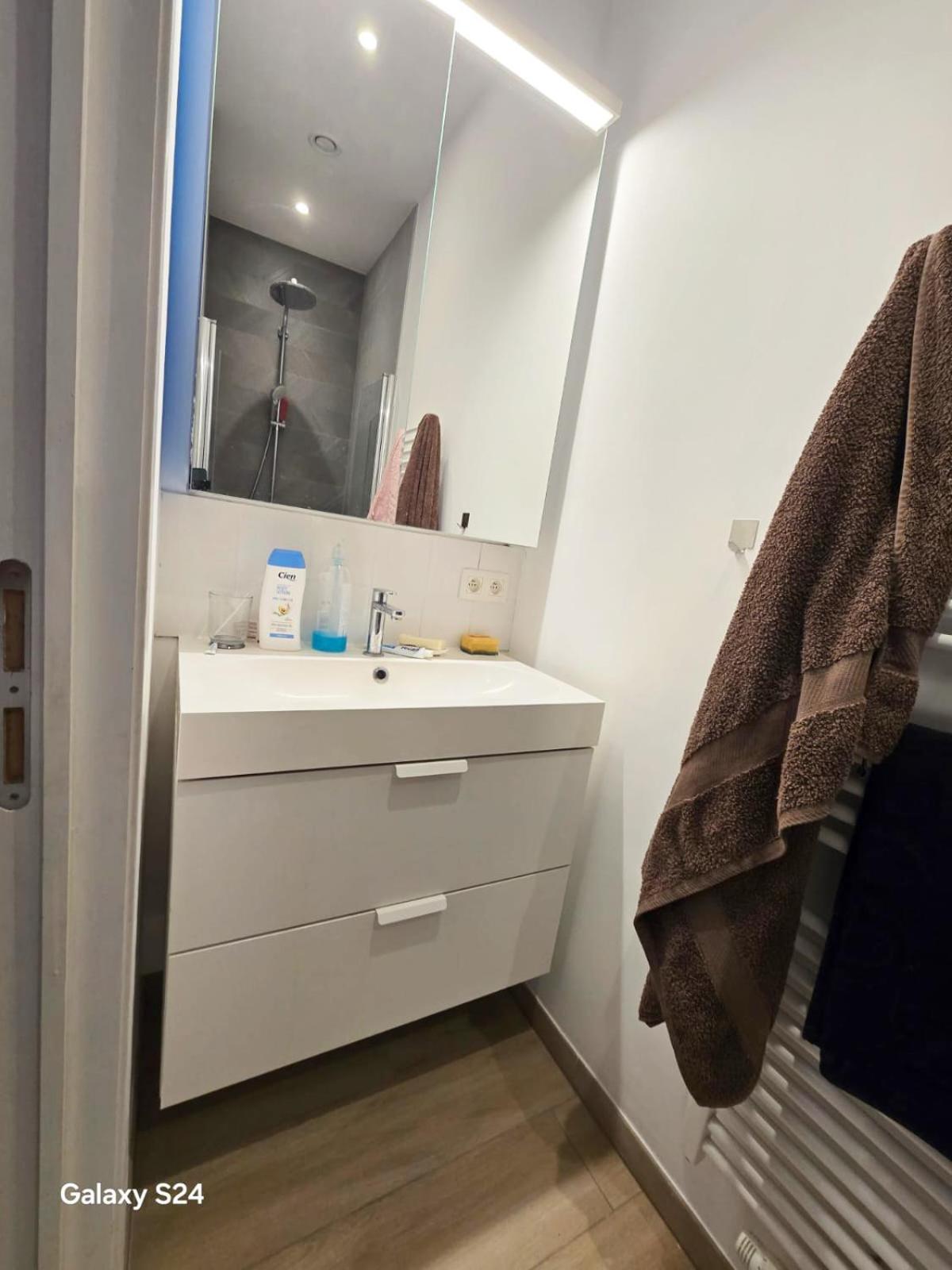 Cosy 2 Bedroom With Garden *