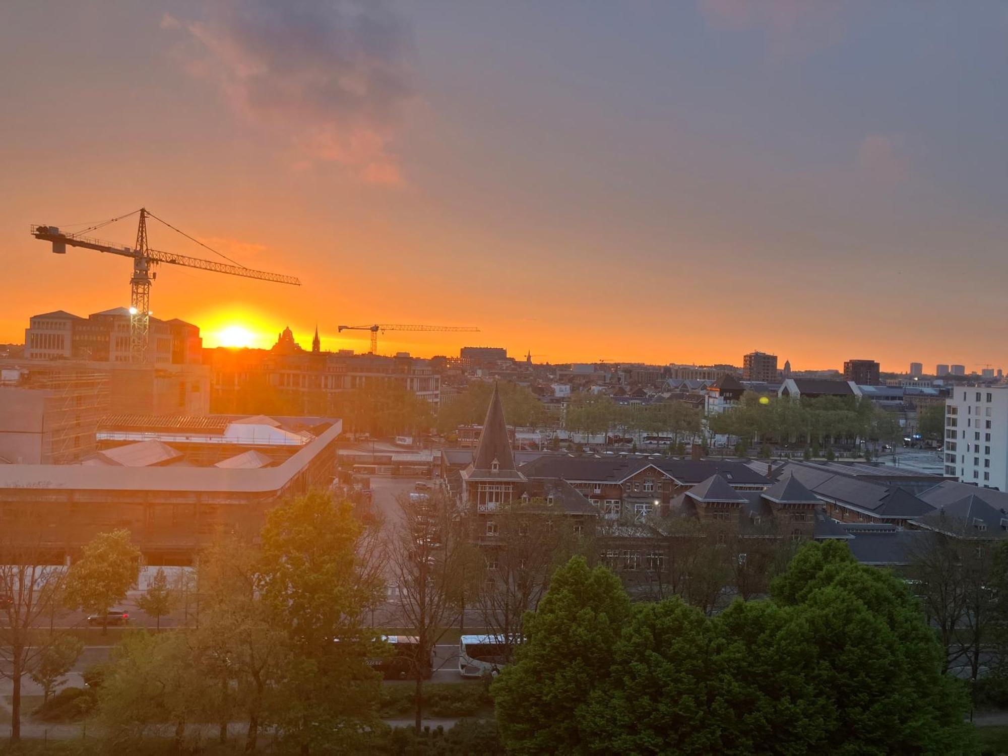 Bxl With Views Apartment *