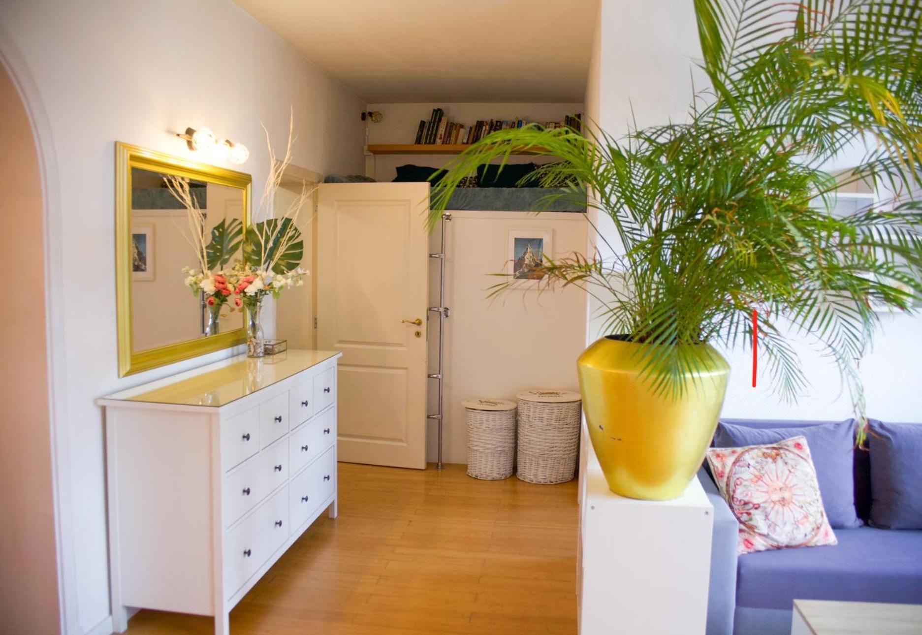 The Golden Hour Loft Apartment *