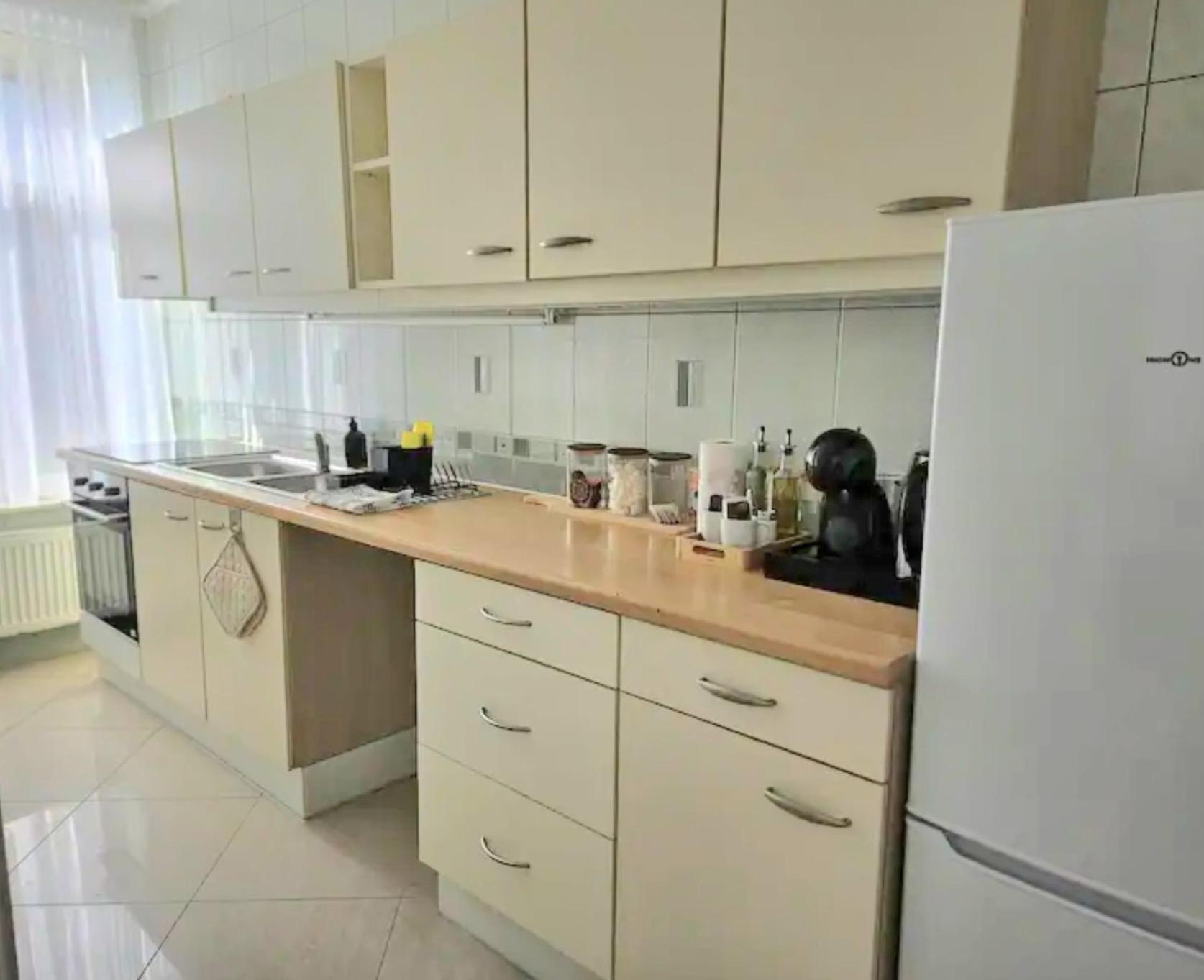 Apartment Proche Du Centre De 5 Personnes *