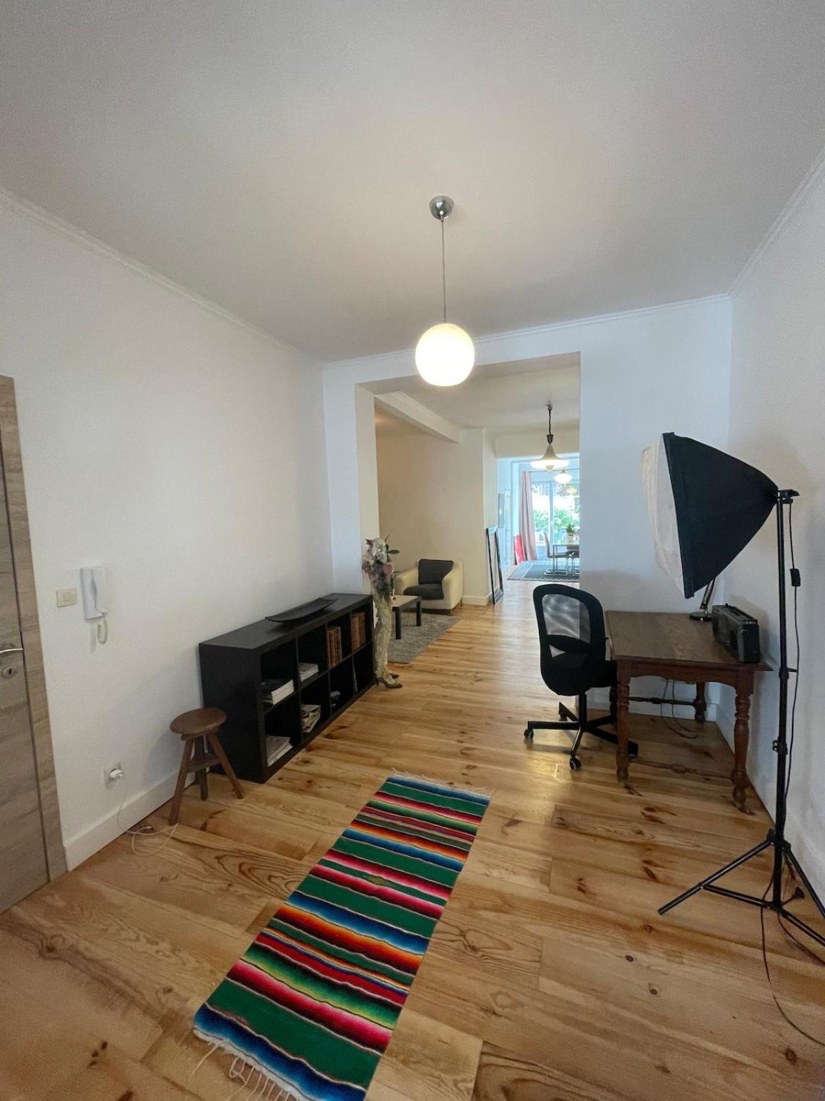 Le Flagey Place Apartment