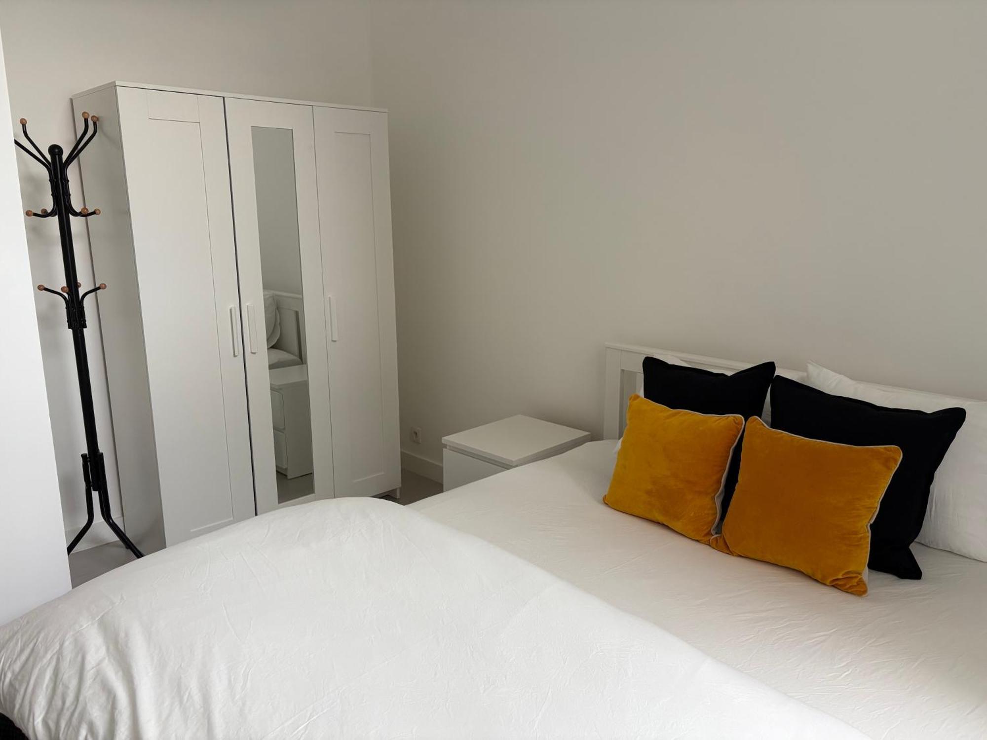 2 Bedroom Duplex *