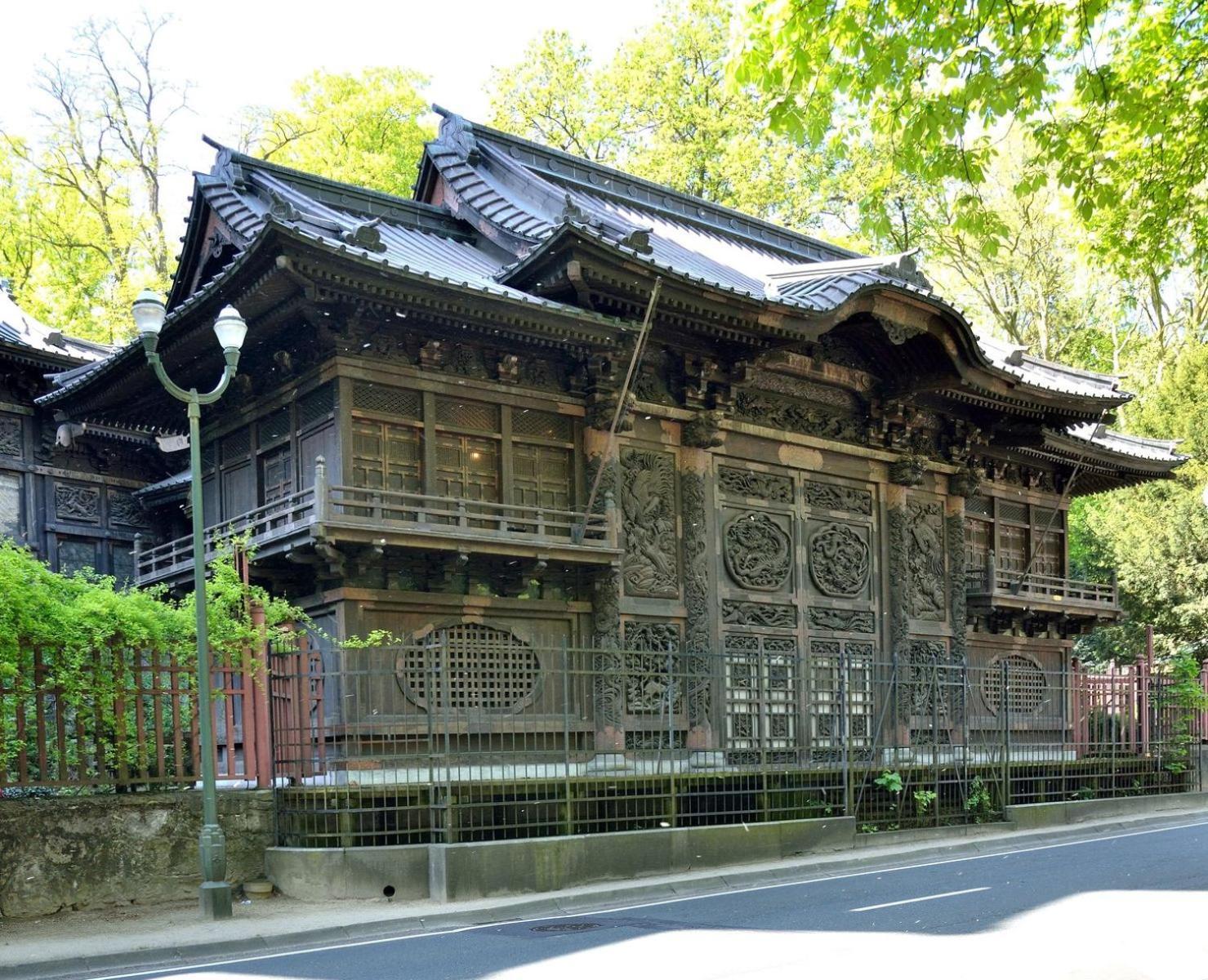 Chinese Pavilion Park - Magnificent * Brussels