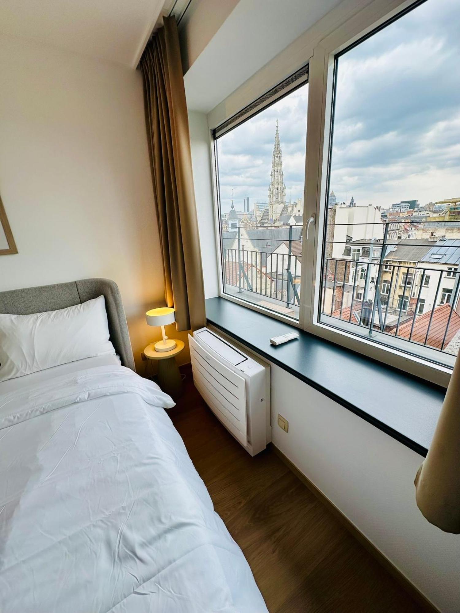 Apartment Grand Place View - 2bd - Exclusive