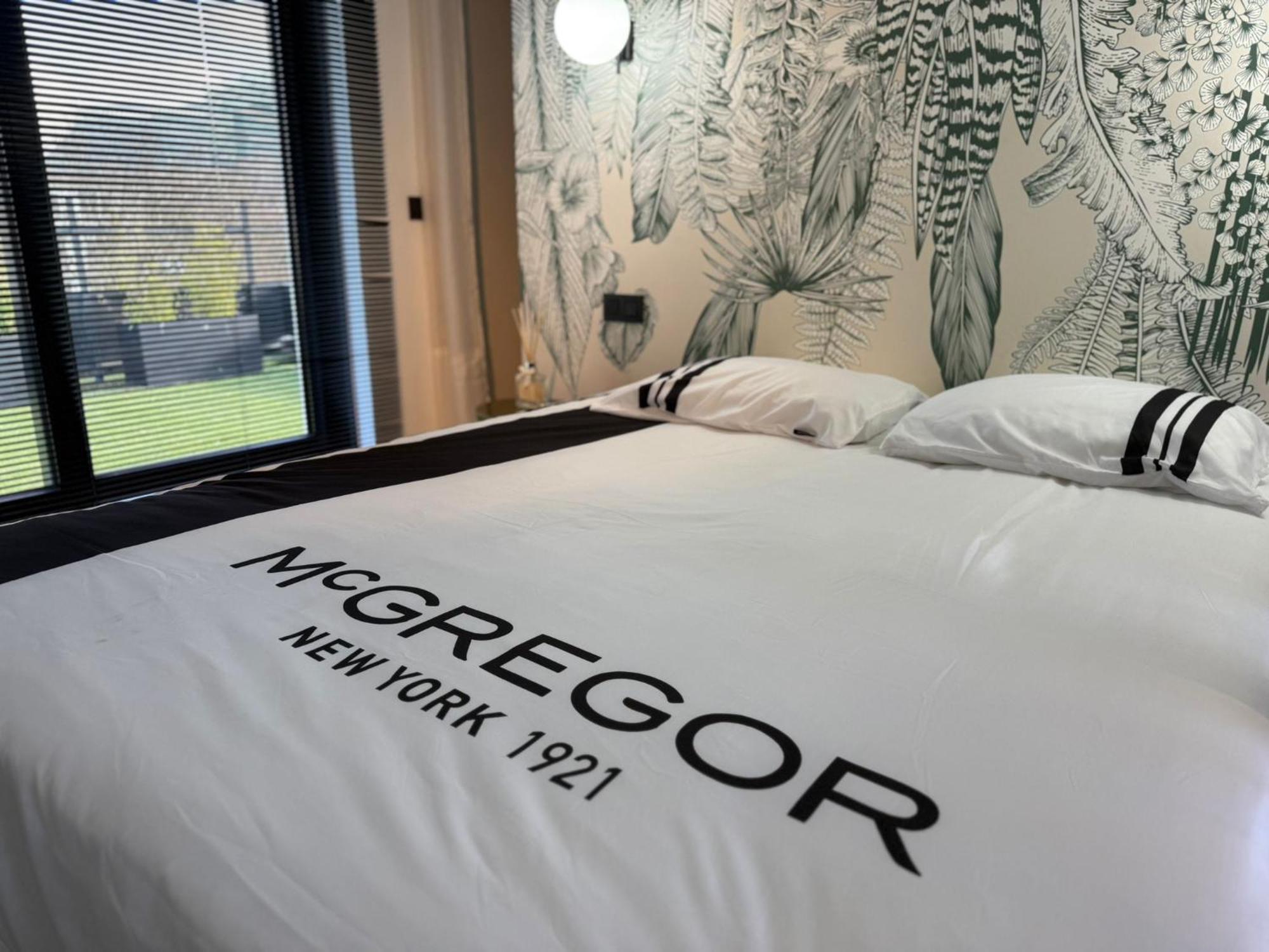 Stylish Penthouse In Bxl With 2 Panoramic Terraces Apartment *