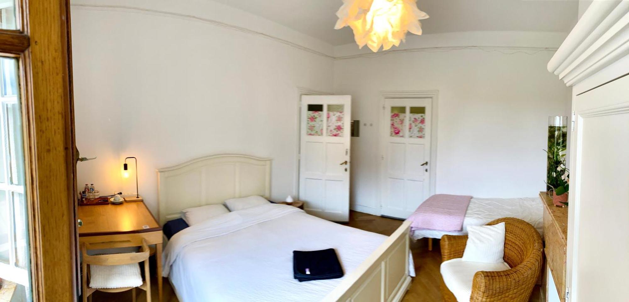 Calm, & Birdsong Homestay *