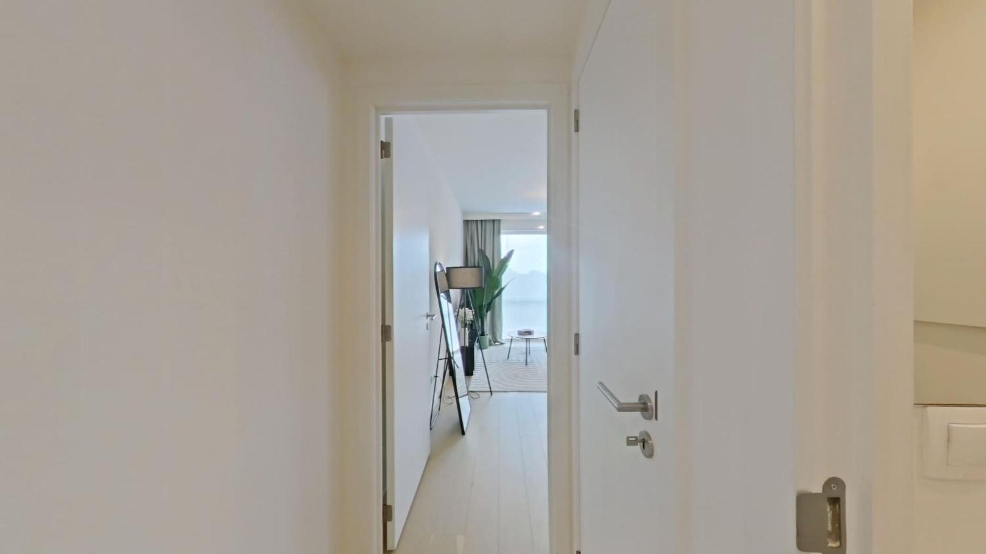 Appartement Large In A Serviced Building *