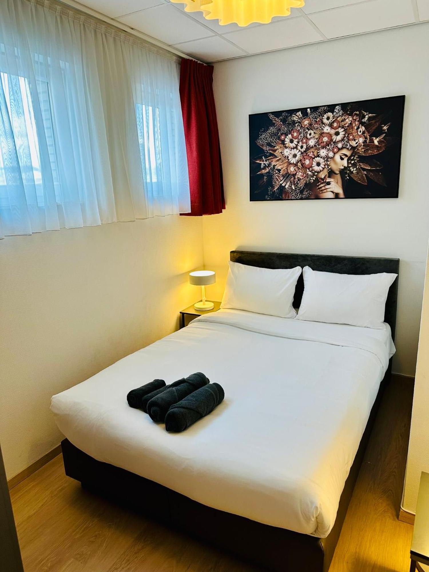 Grand Place - Prime Location 2 Bedroom