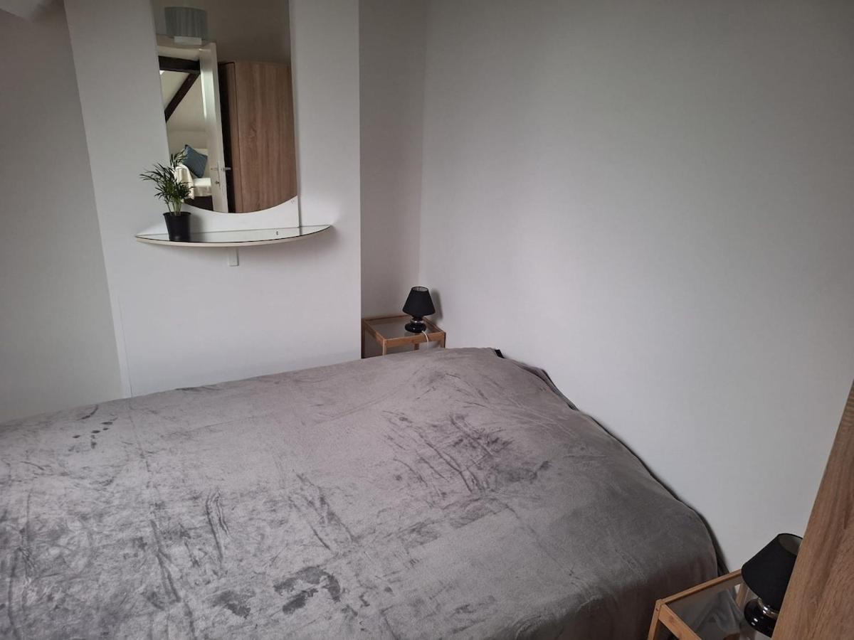 Cozy Nest By Gare Du Midi *