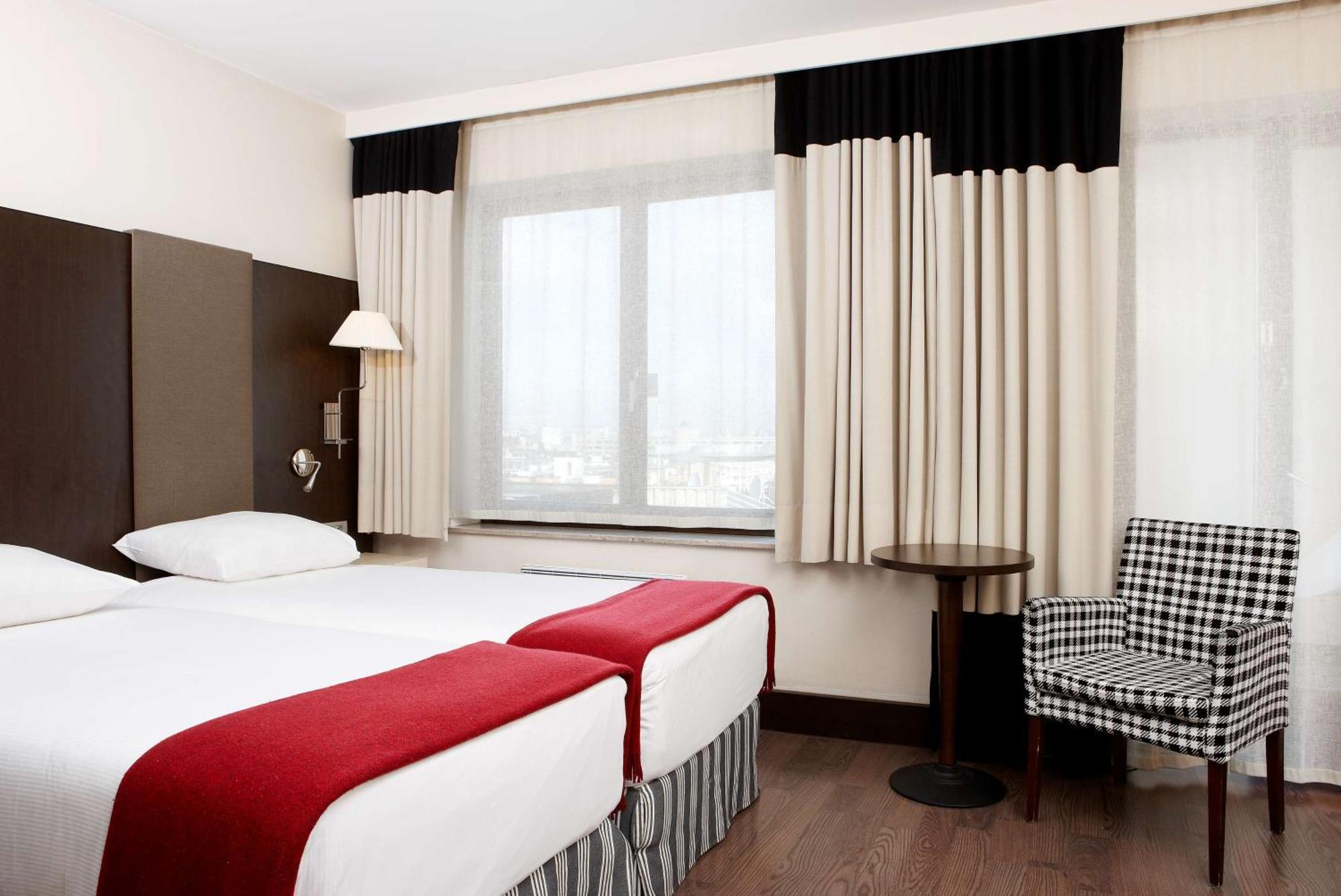 Nh Grand Place Arenberg Hotel