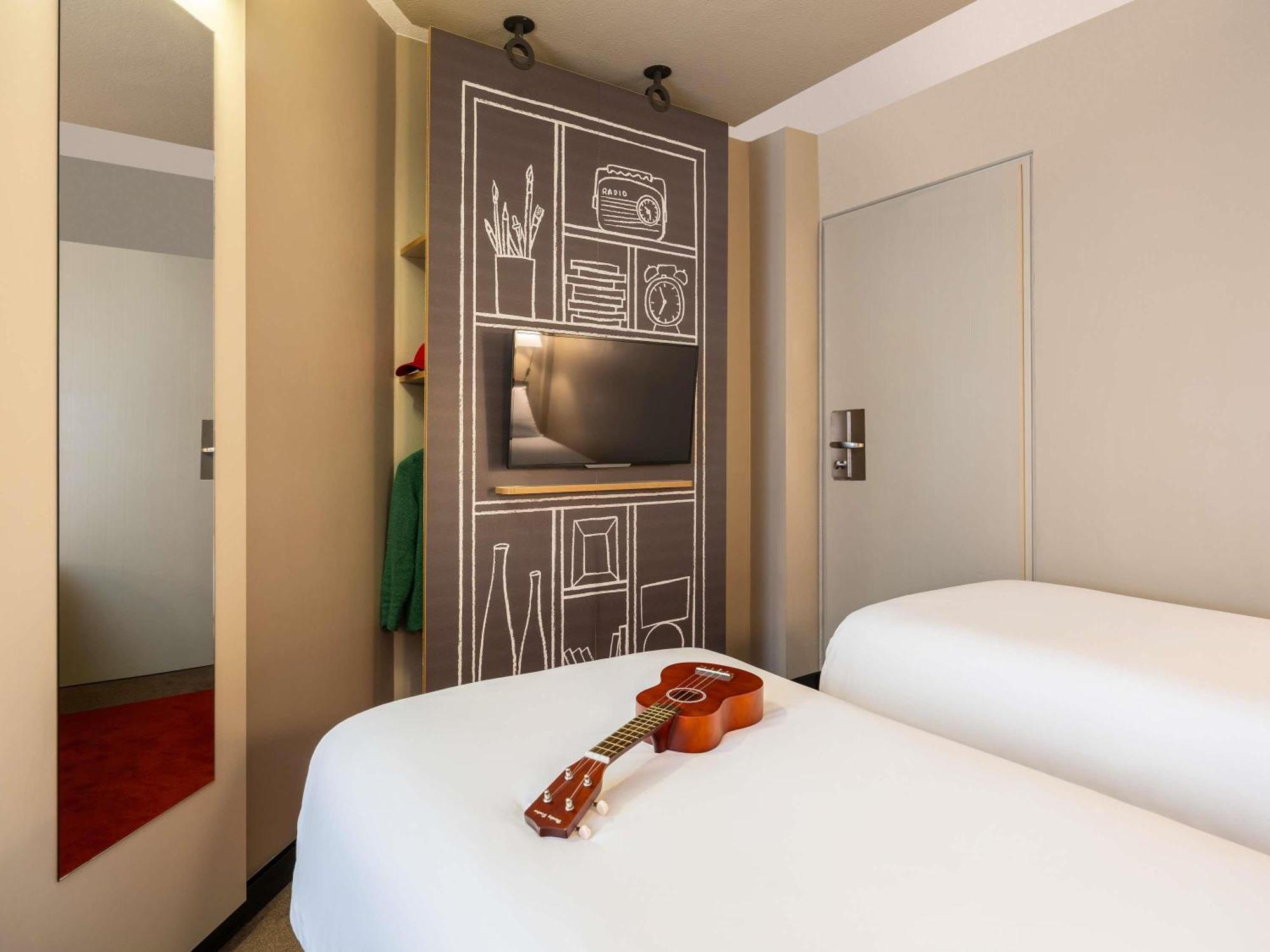 Ibis Centre Hotel 3*