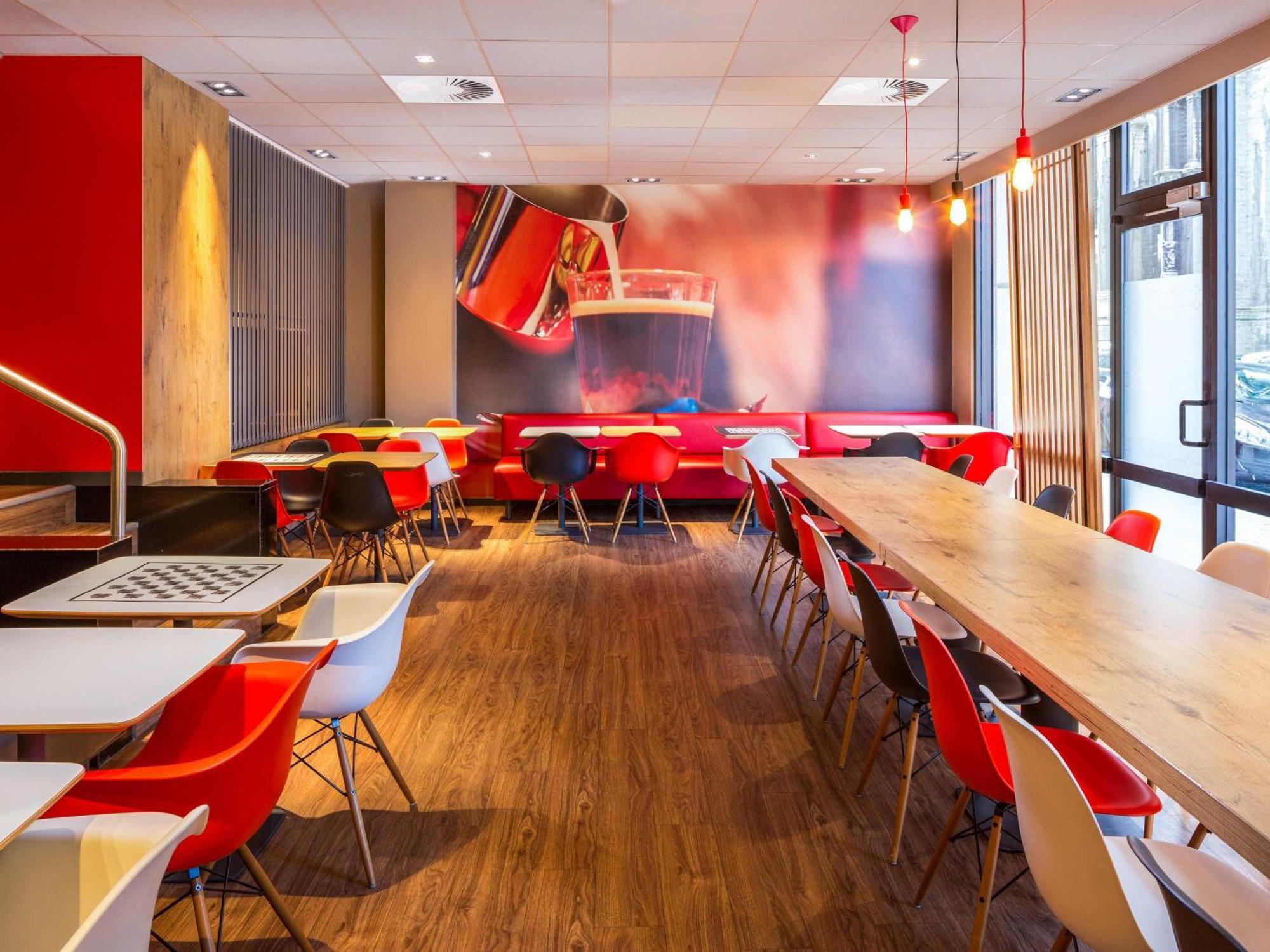 Ibis Centre 3*