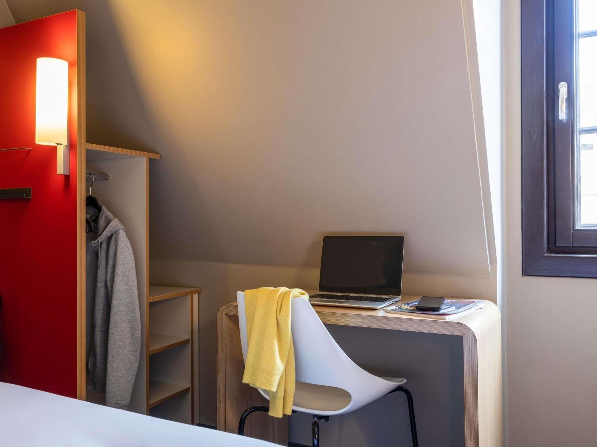 Ibis Off Grand'place Hotel 3*