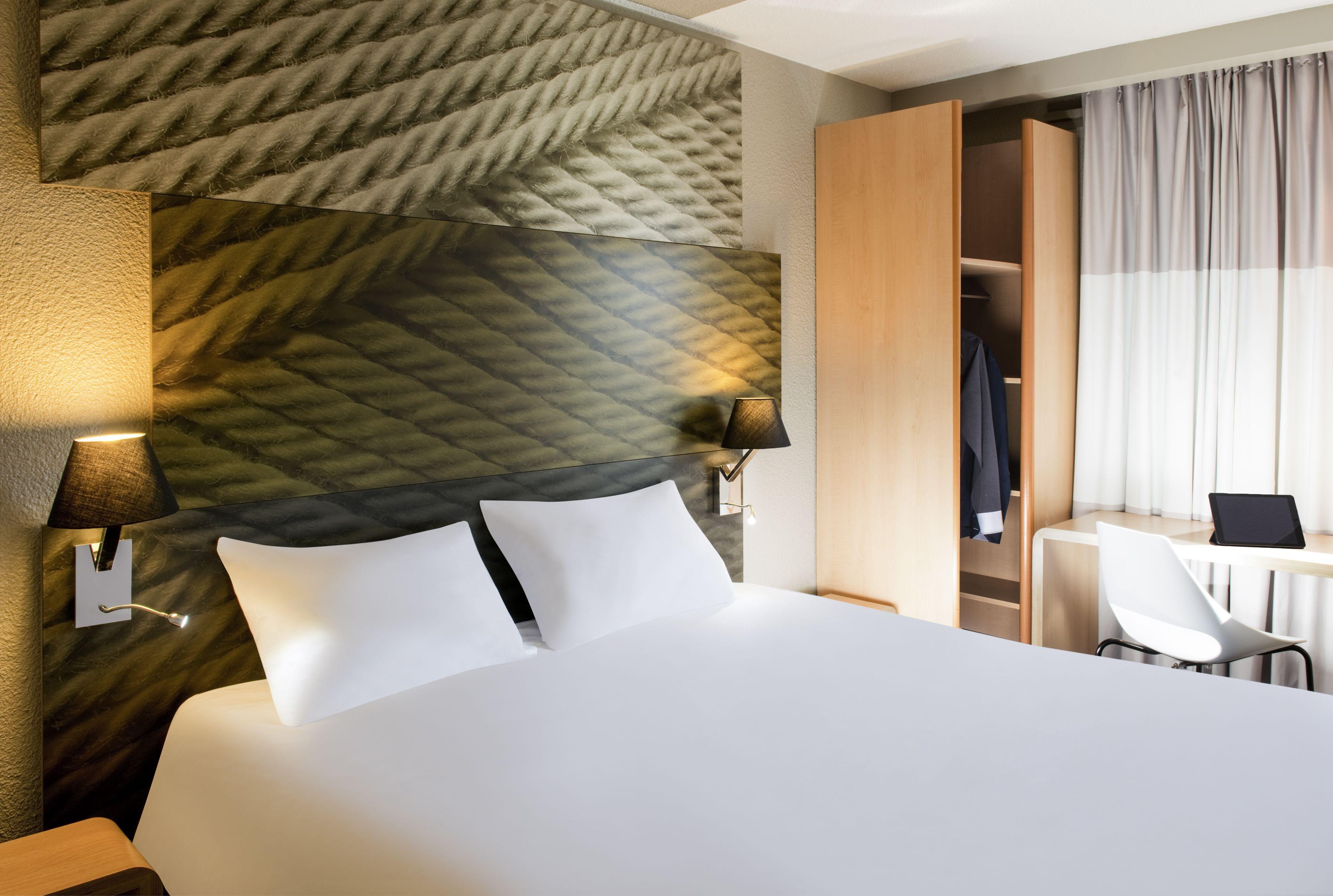 Hotel Ibis Centre 3*