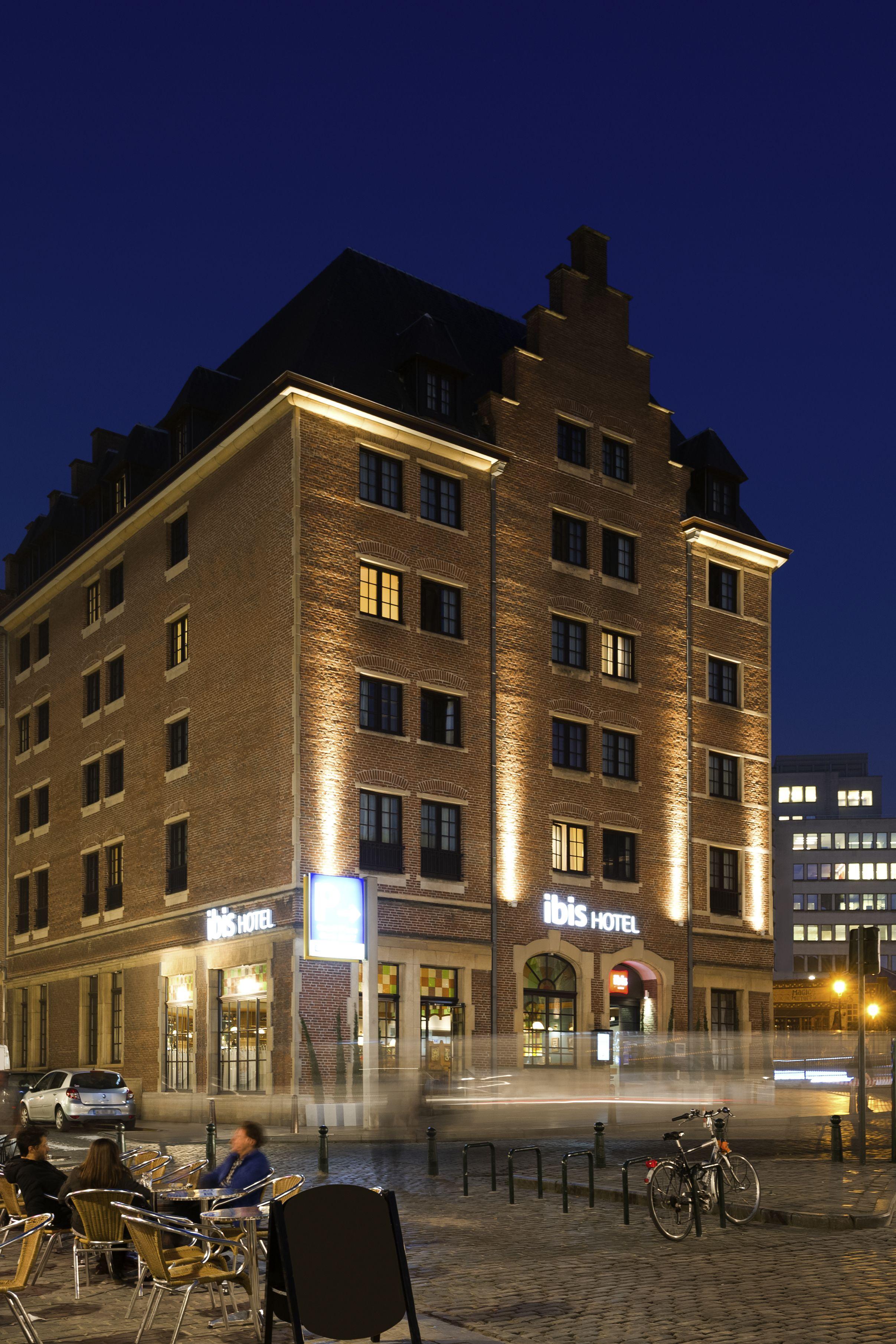 Hotel Ibis Off Grand'place 3*