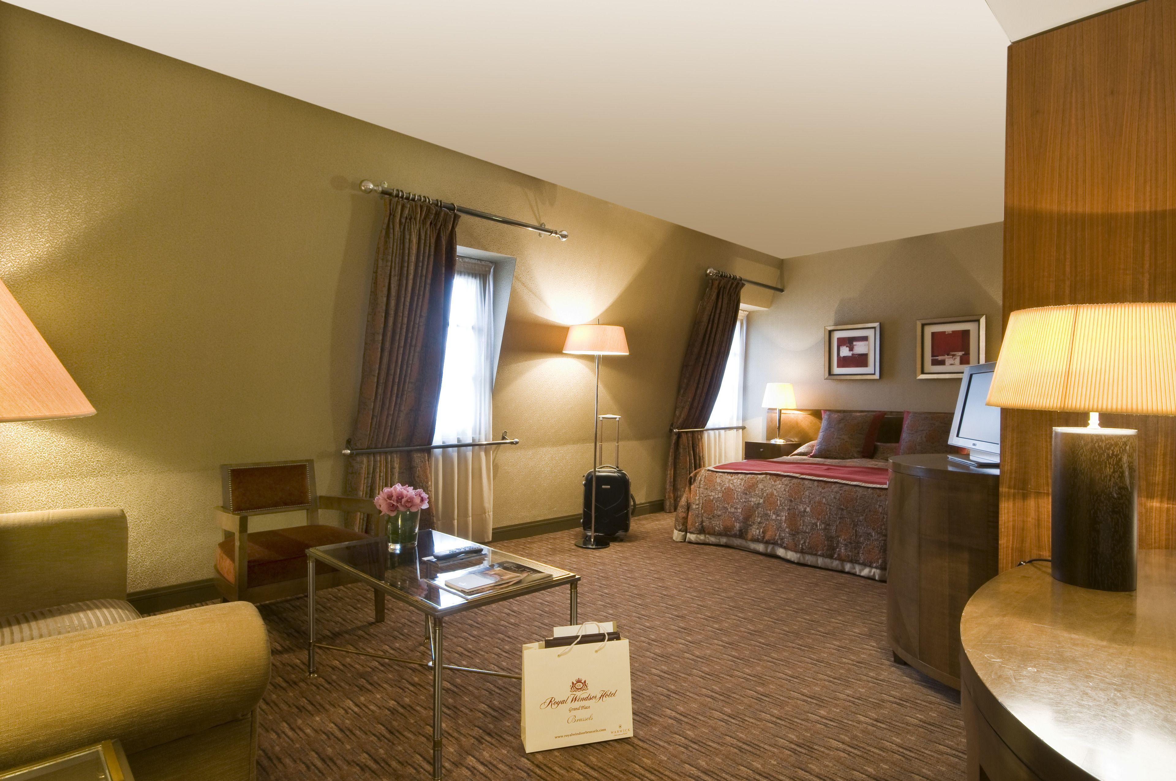 Warwick Grand-place 4* Brussels