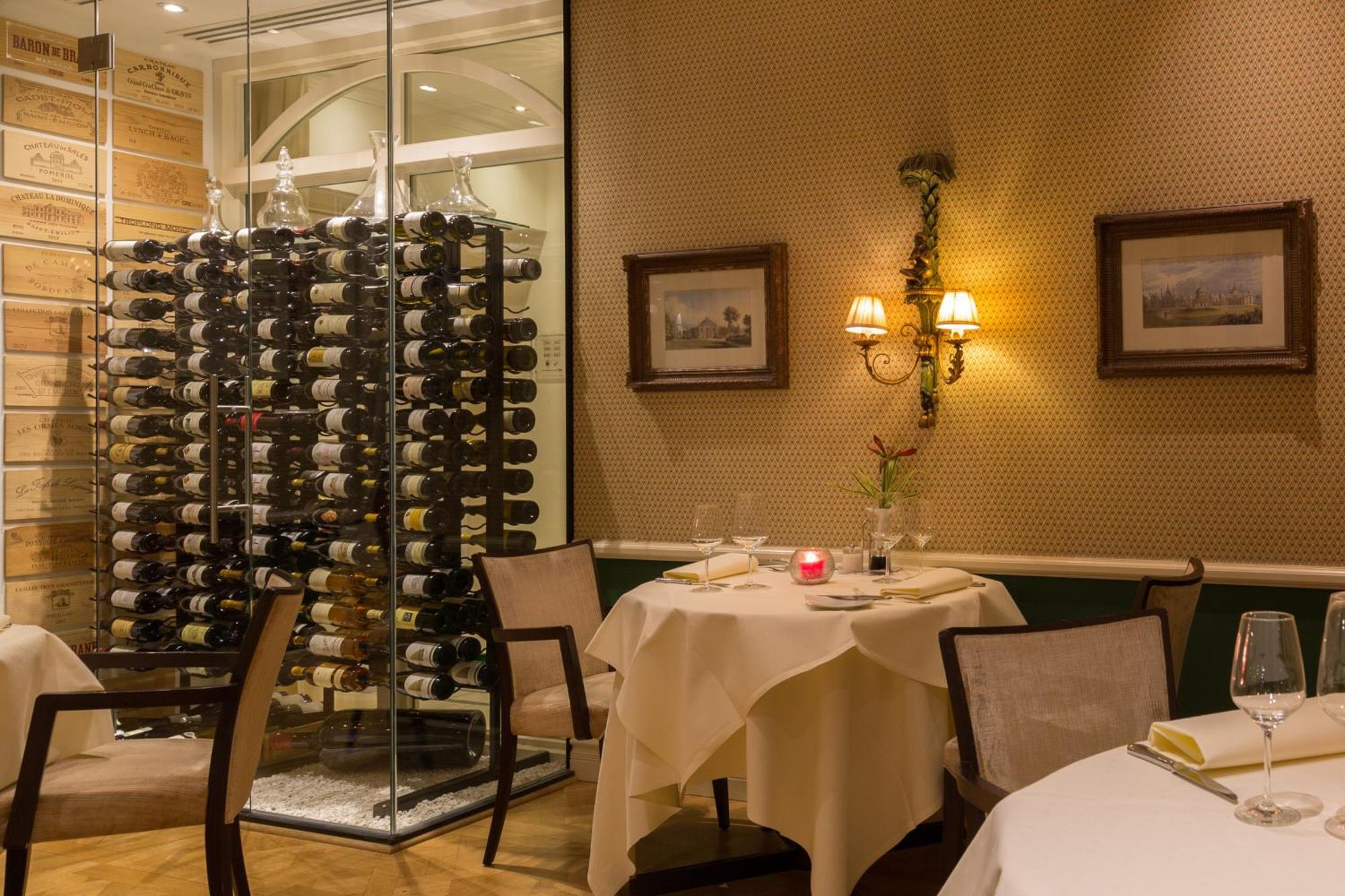 Hotel Stanhope By Thon 5*