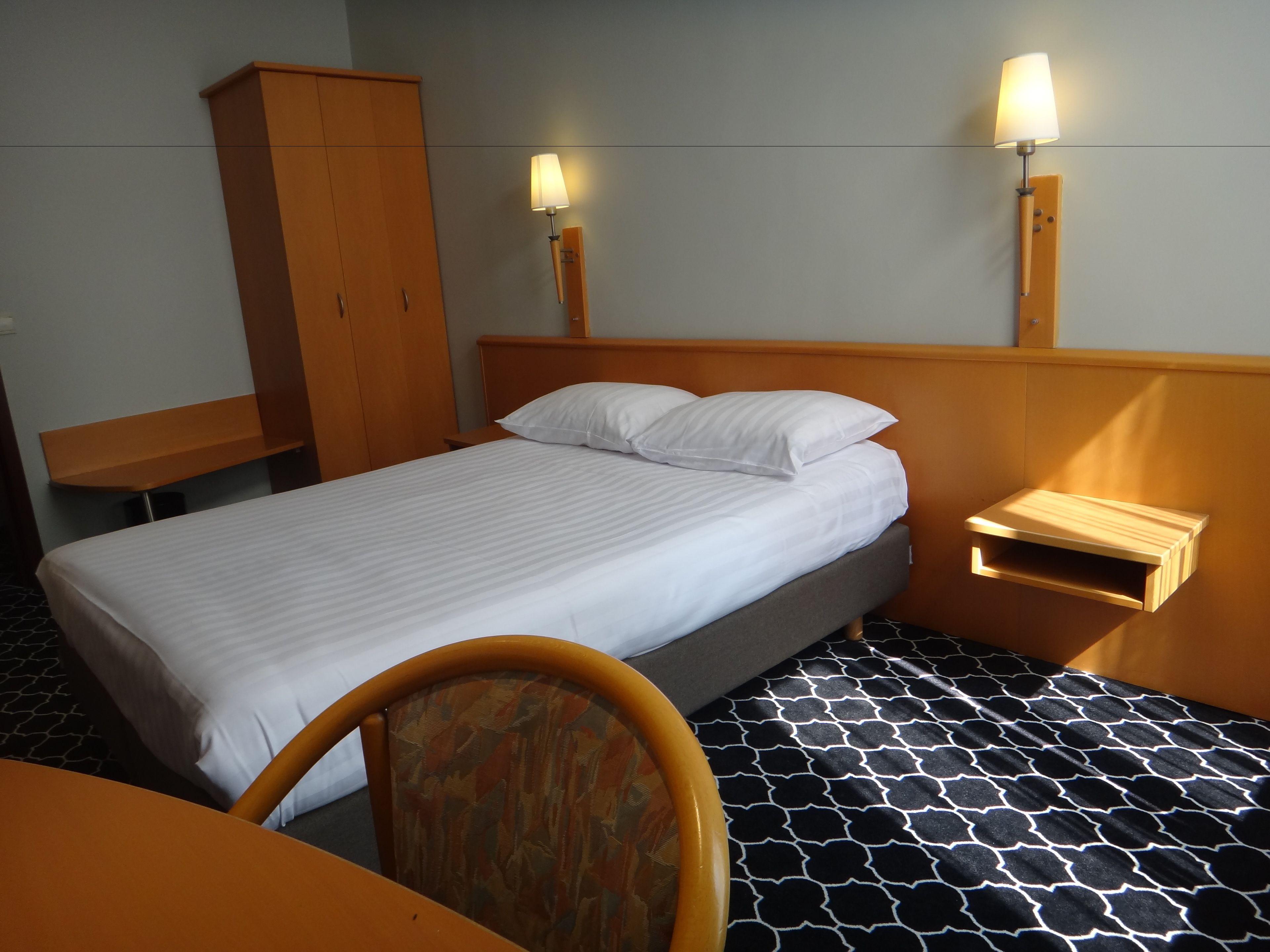 Safestay Grand Place 3*