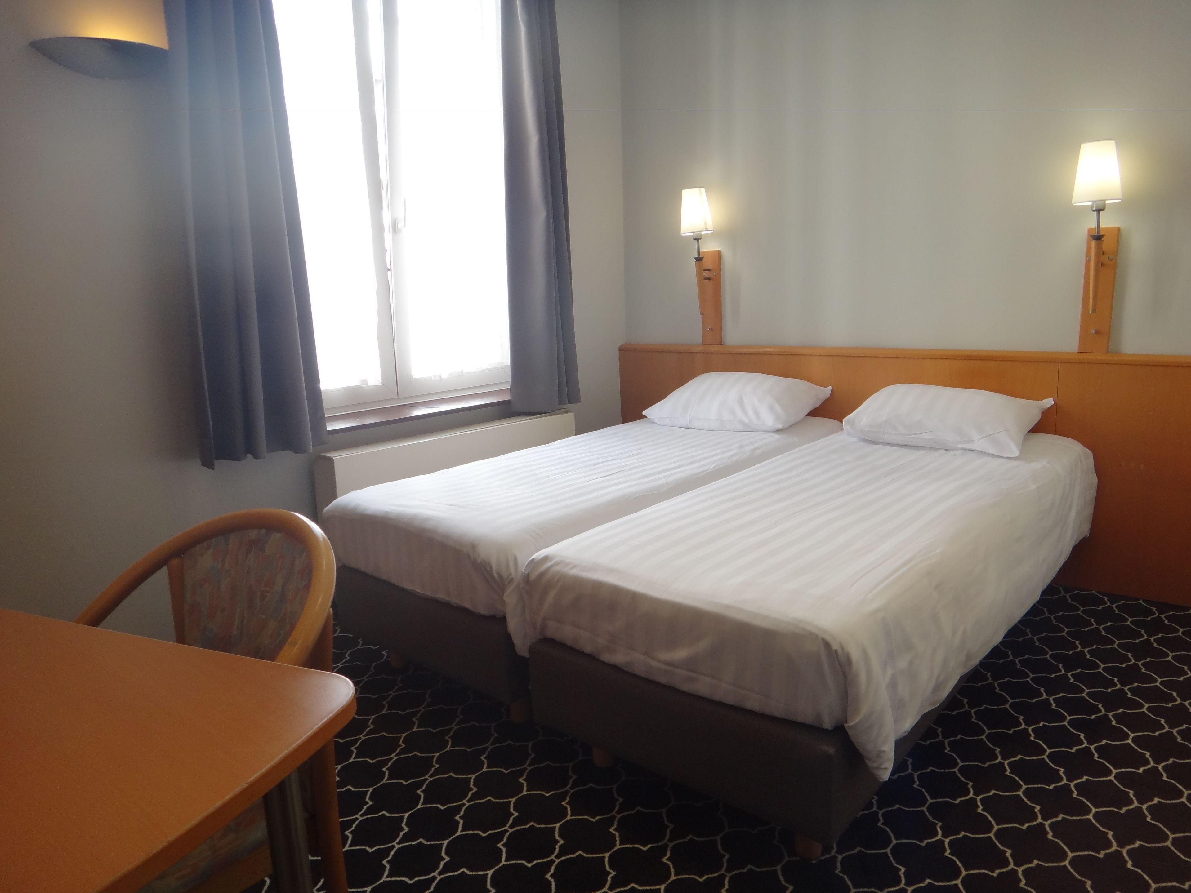 Safestay Grand Place Hotel 3*