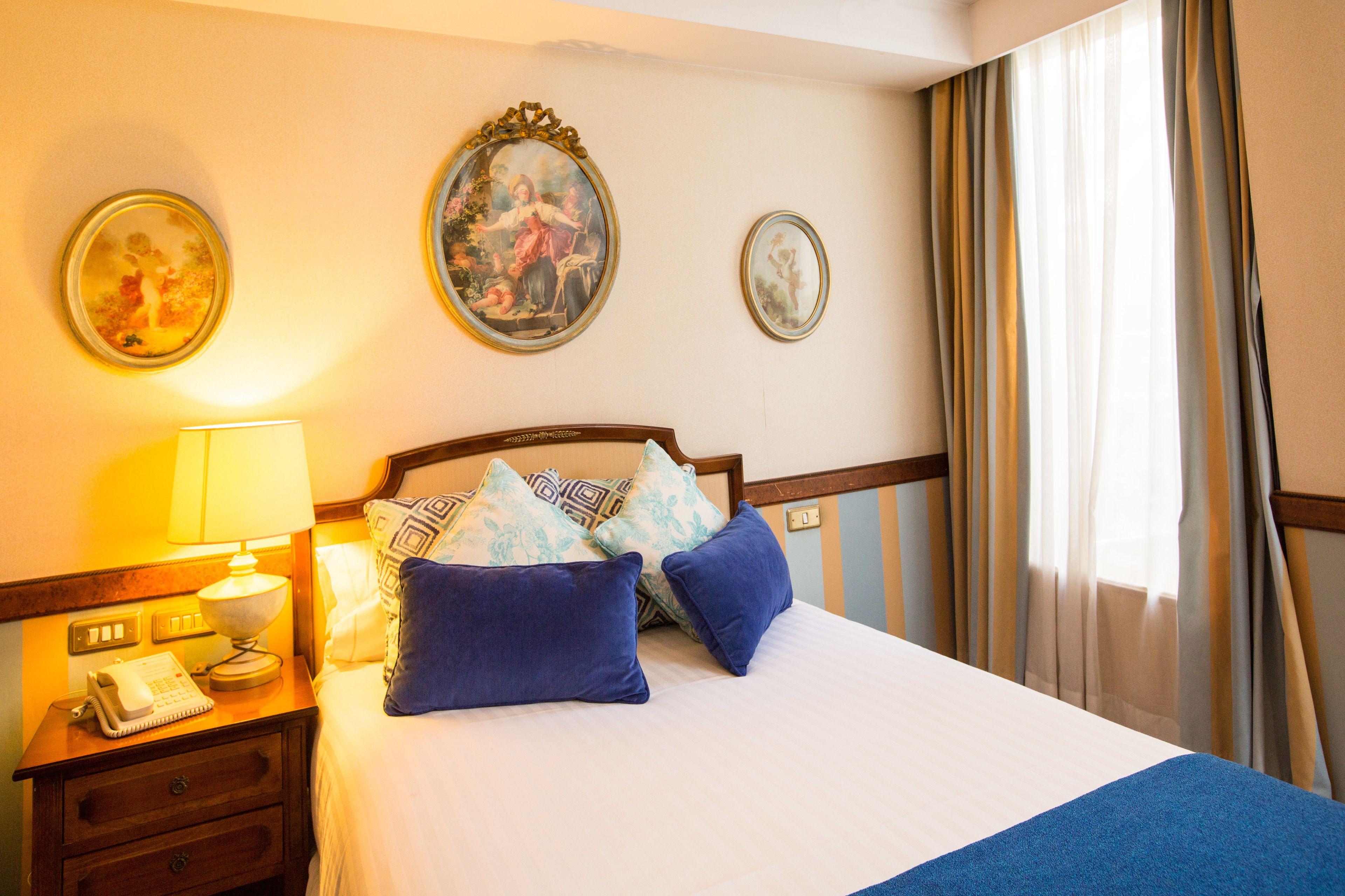 Avenue Louise Trademark Collection By Wyndham