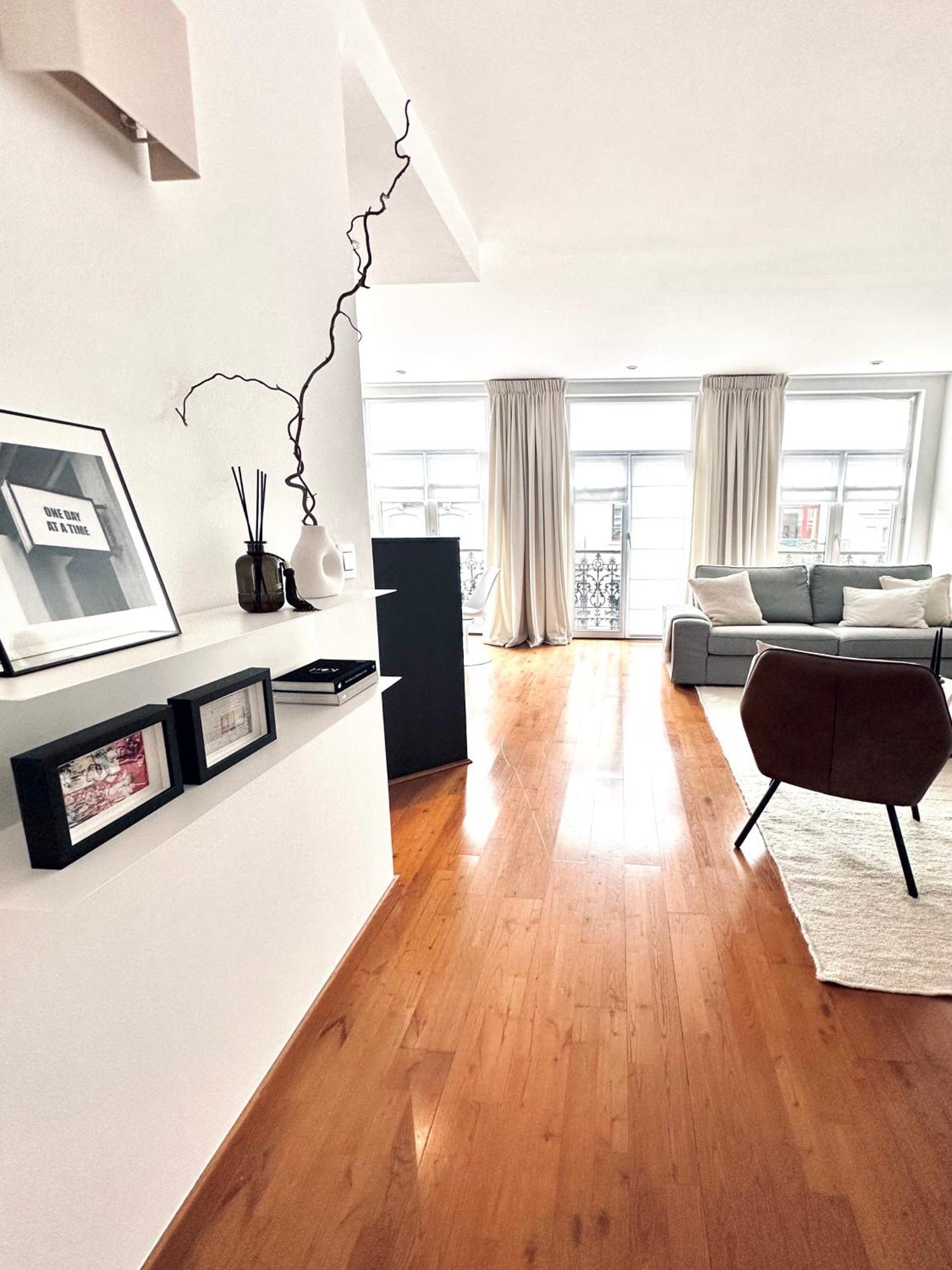 Wonderful In Sablon *