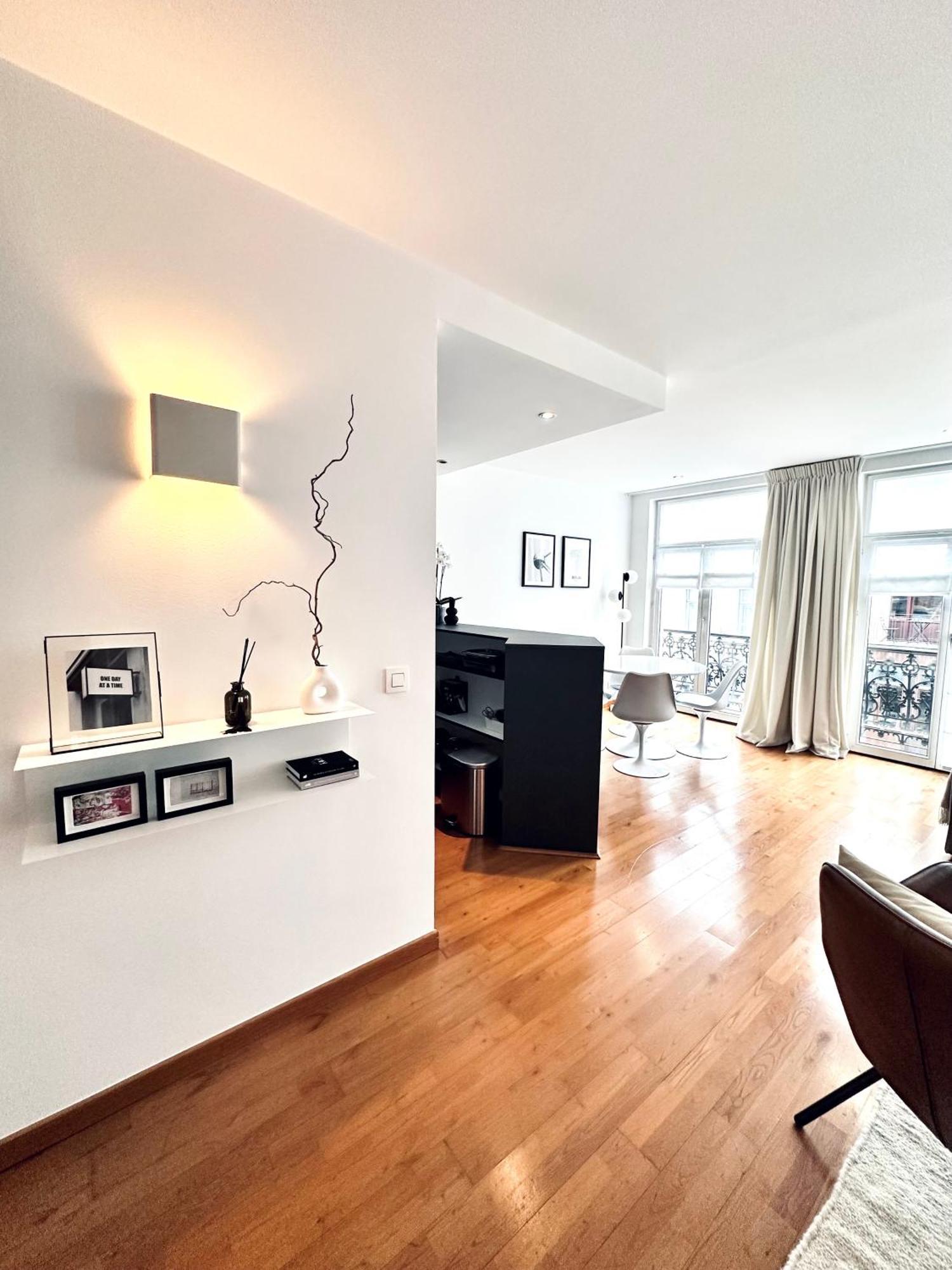 Wonderful In Sablon *