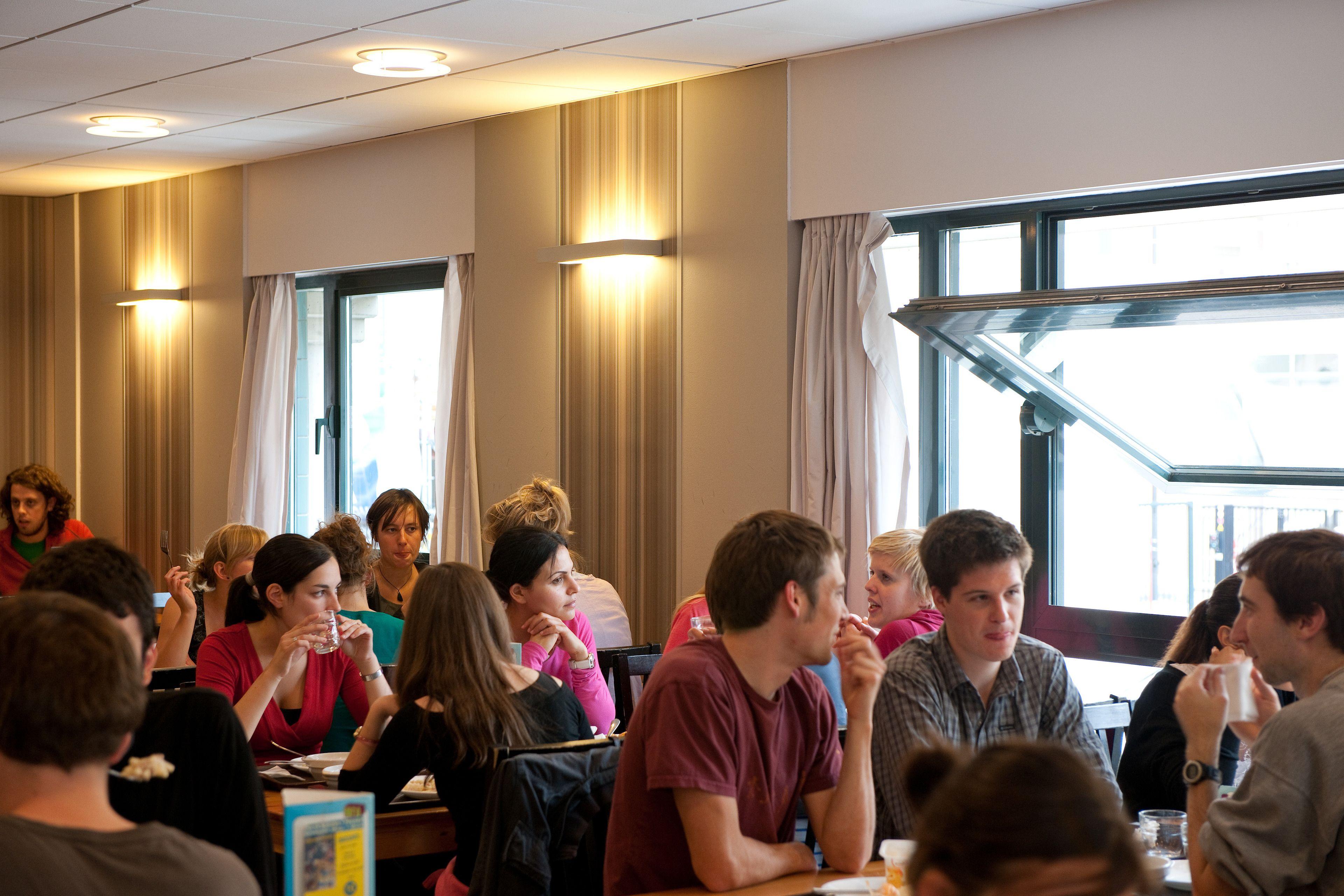 Sleep Well Youth Brussels