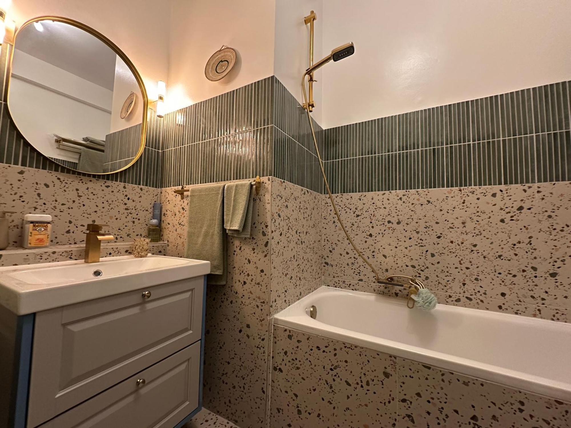 Sunflora Apartment *