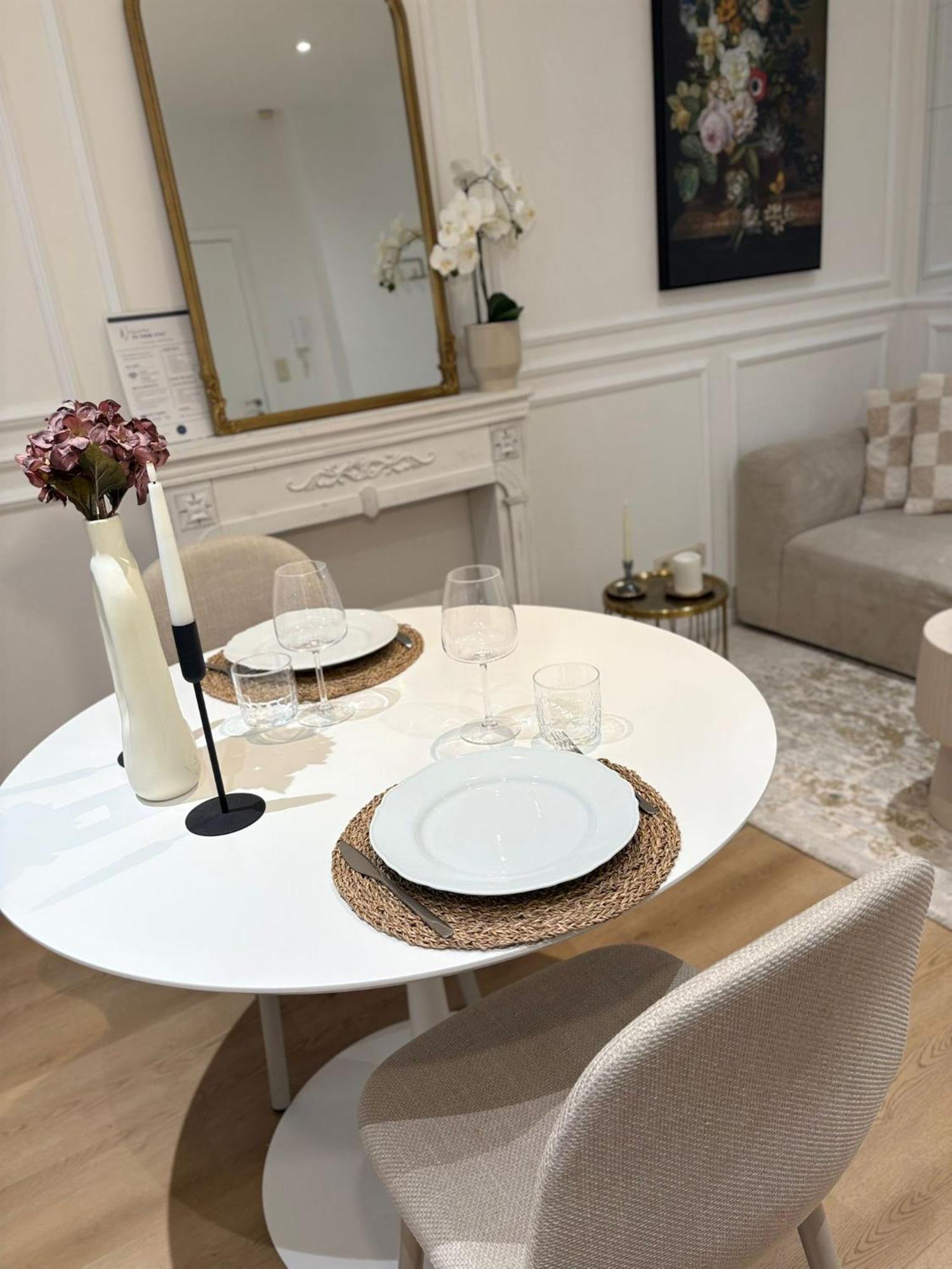 Charming Studio, Perfect Getaway Apartment