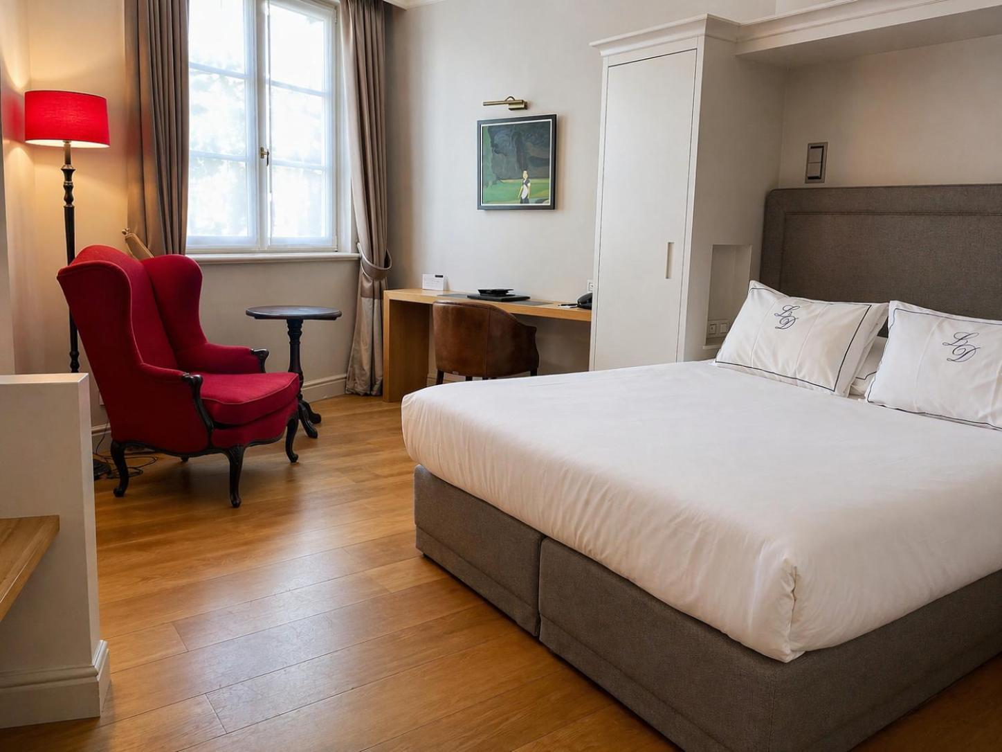 Le Dixseptieme Hotel