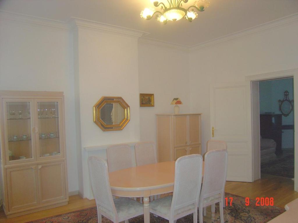 Marie Therese Apartment