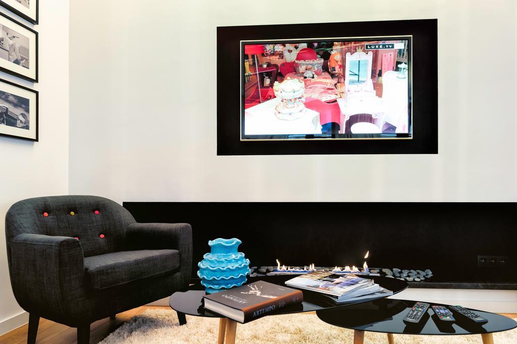 Charles Home - Grand Place Aparthotel 4*