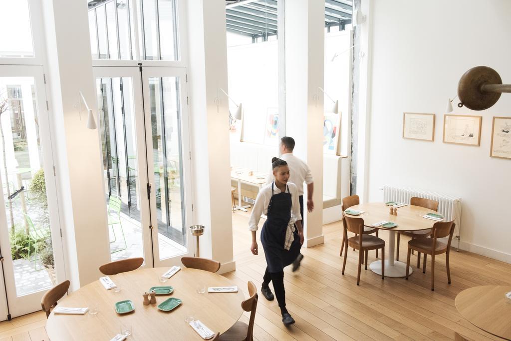 Des Galeries Khách sạn
