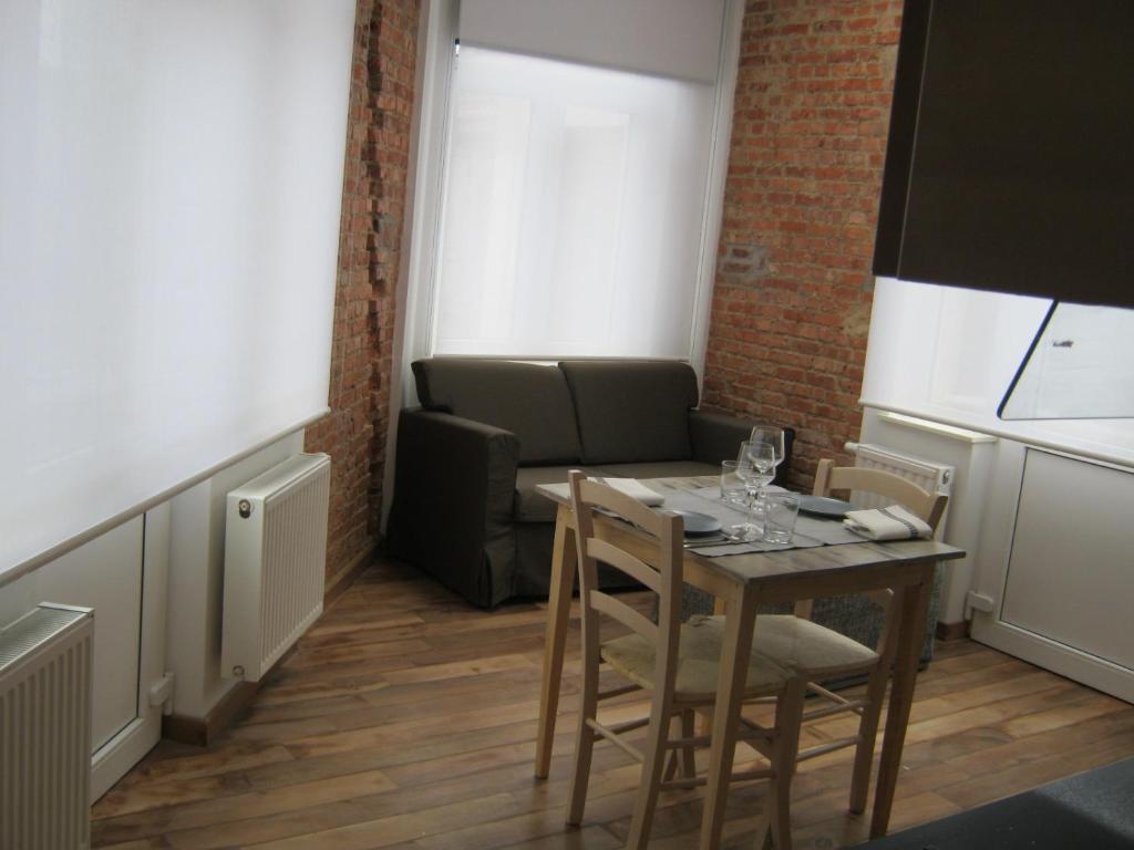 Art Deco Coup De Foudre Apartment Brussels