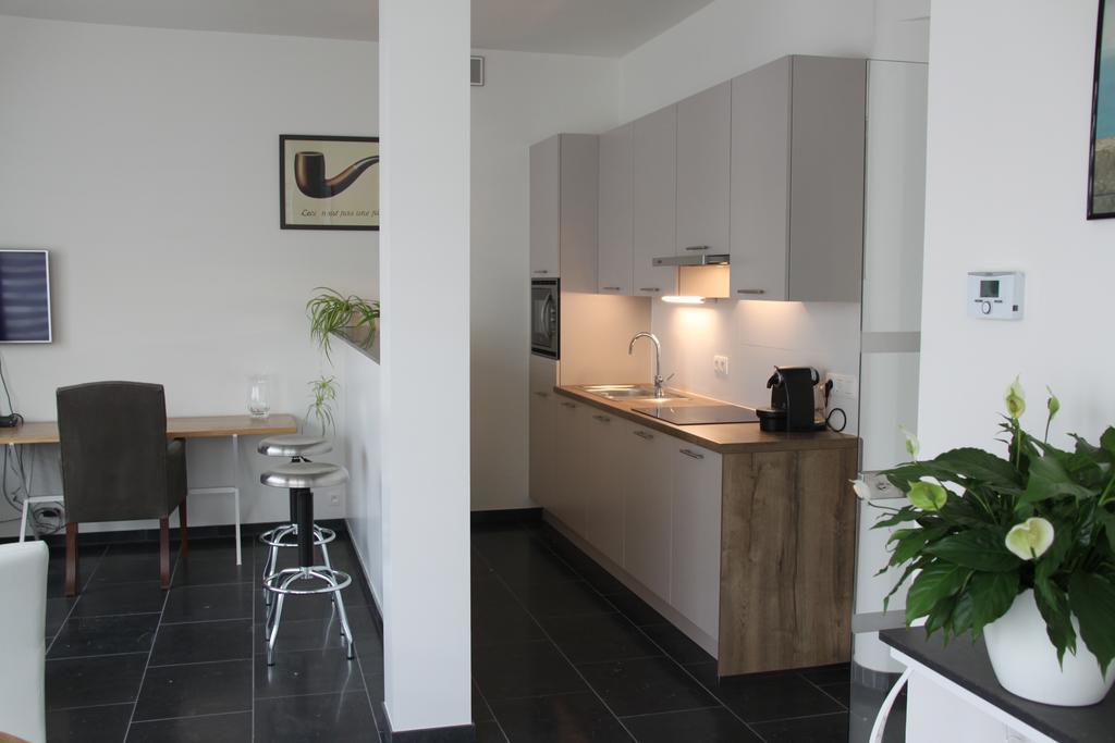 Logies Stienon * Brussels