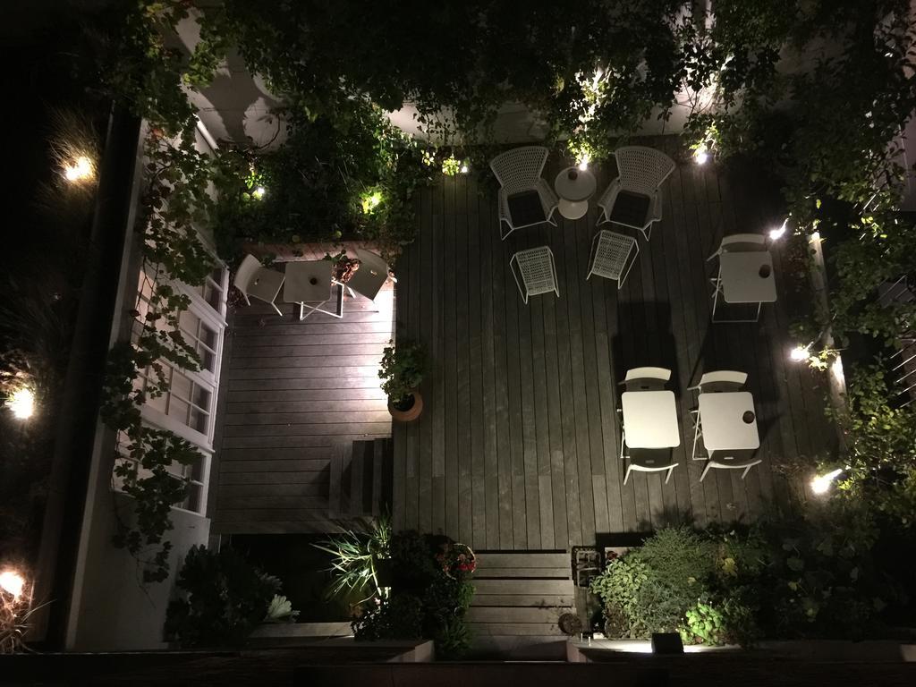 Bed & Breakfast Fish Market 4*