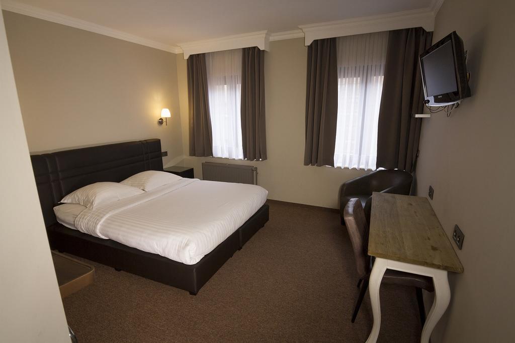 Hotel Le Chantecler